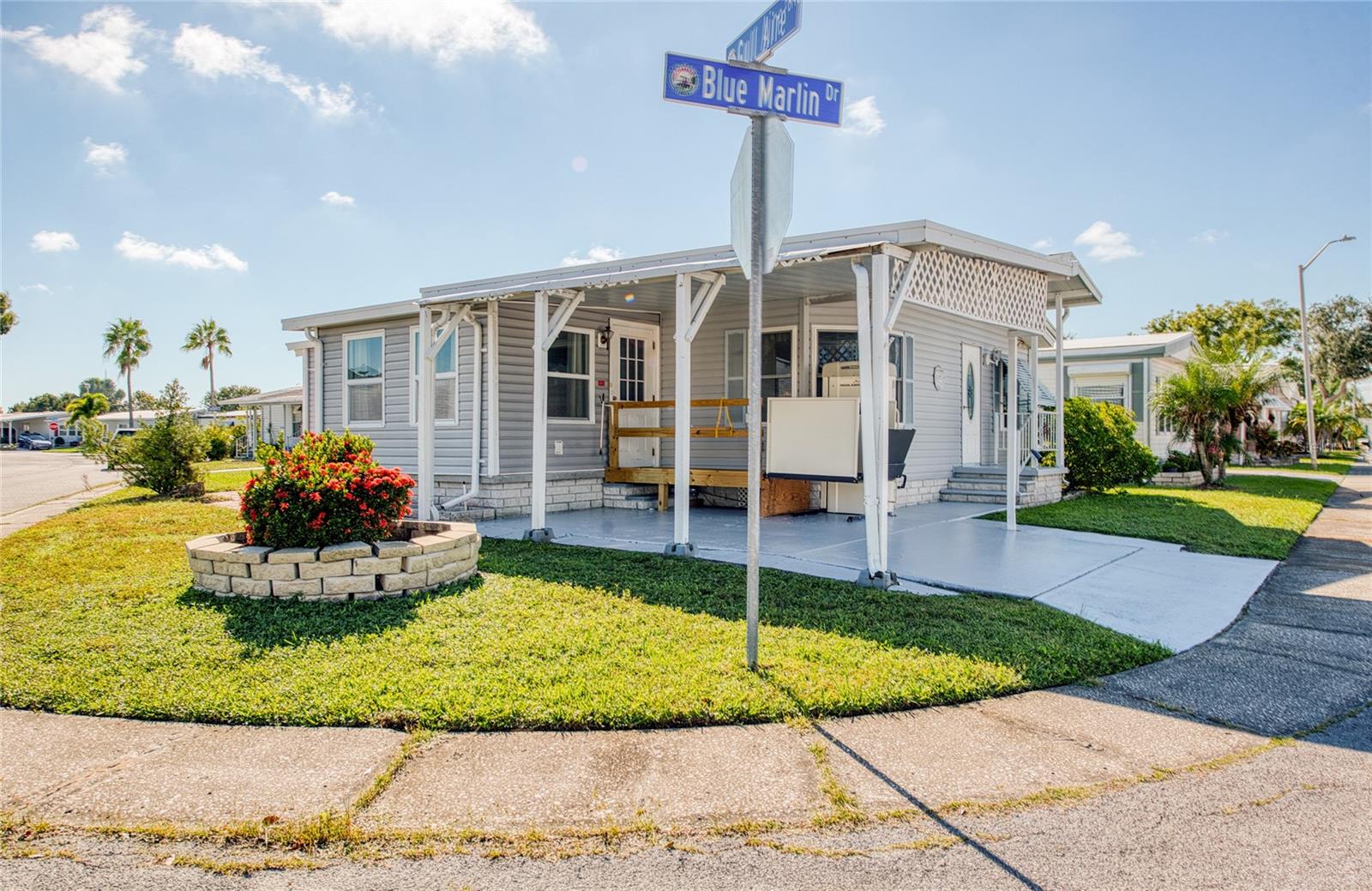 403 BLUE MARLIN DR, OLDSMAR, FL, 34677