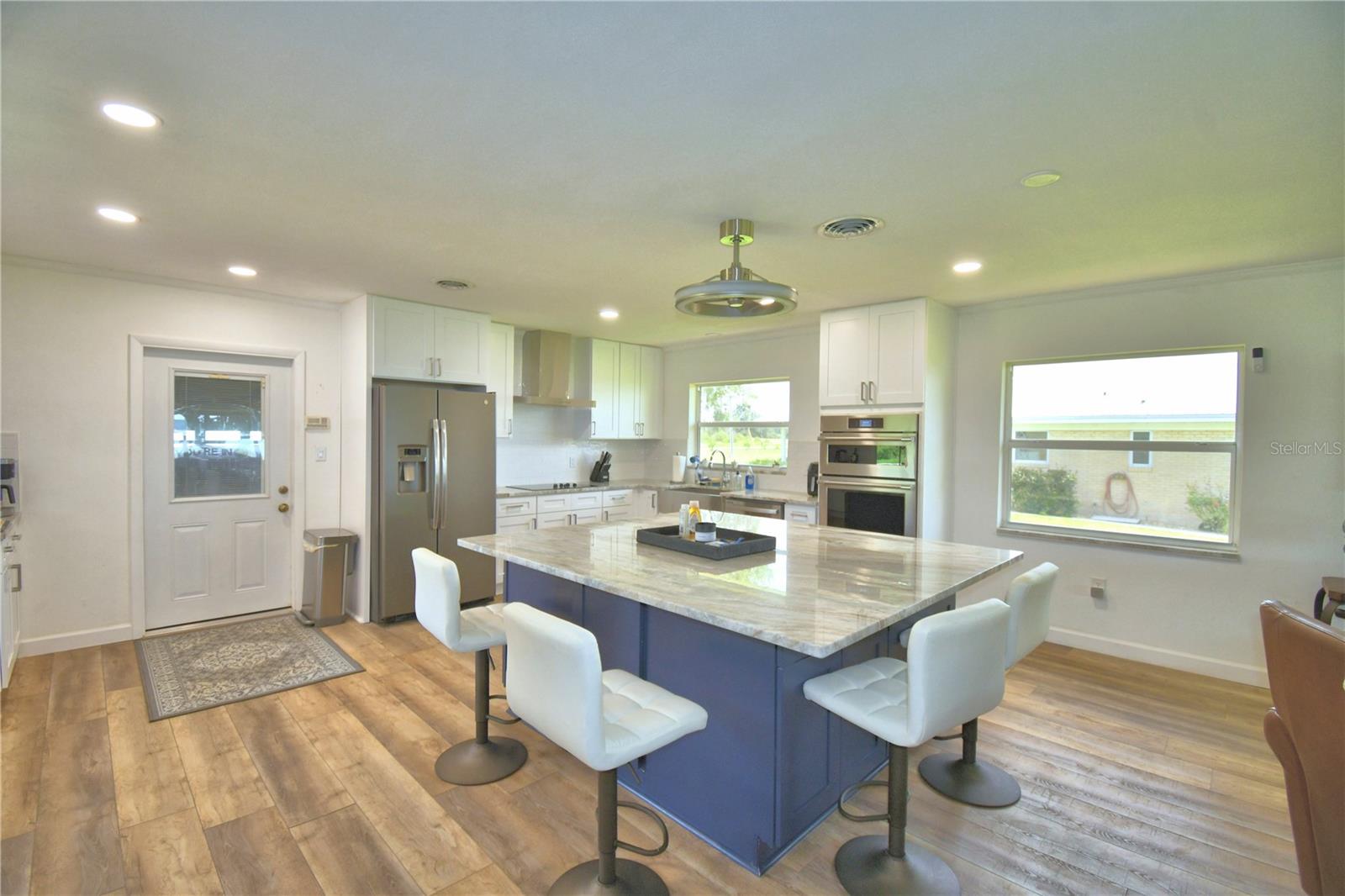 823 N LAKE REEDY BLVD, FROSTPROOF, FL, 33843