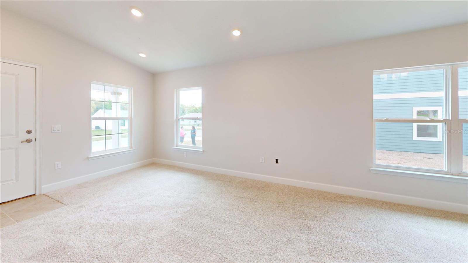 1955 N ROBERTS TRL, BELL, FL, 32619