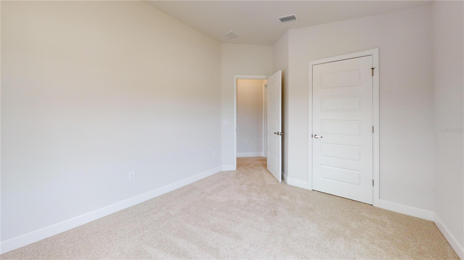 1955 N ROBERTS TRL, BELL, FL, 32619