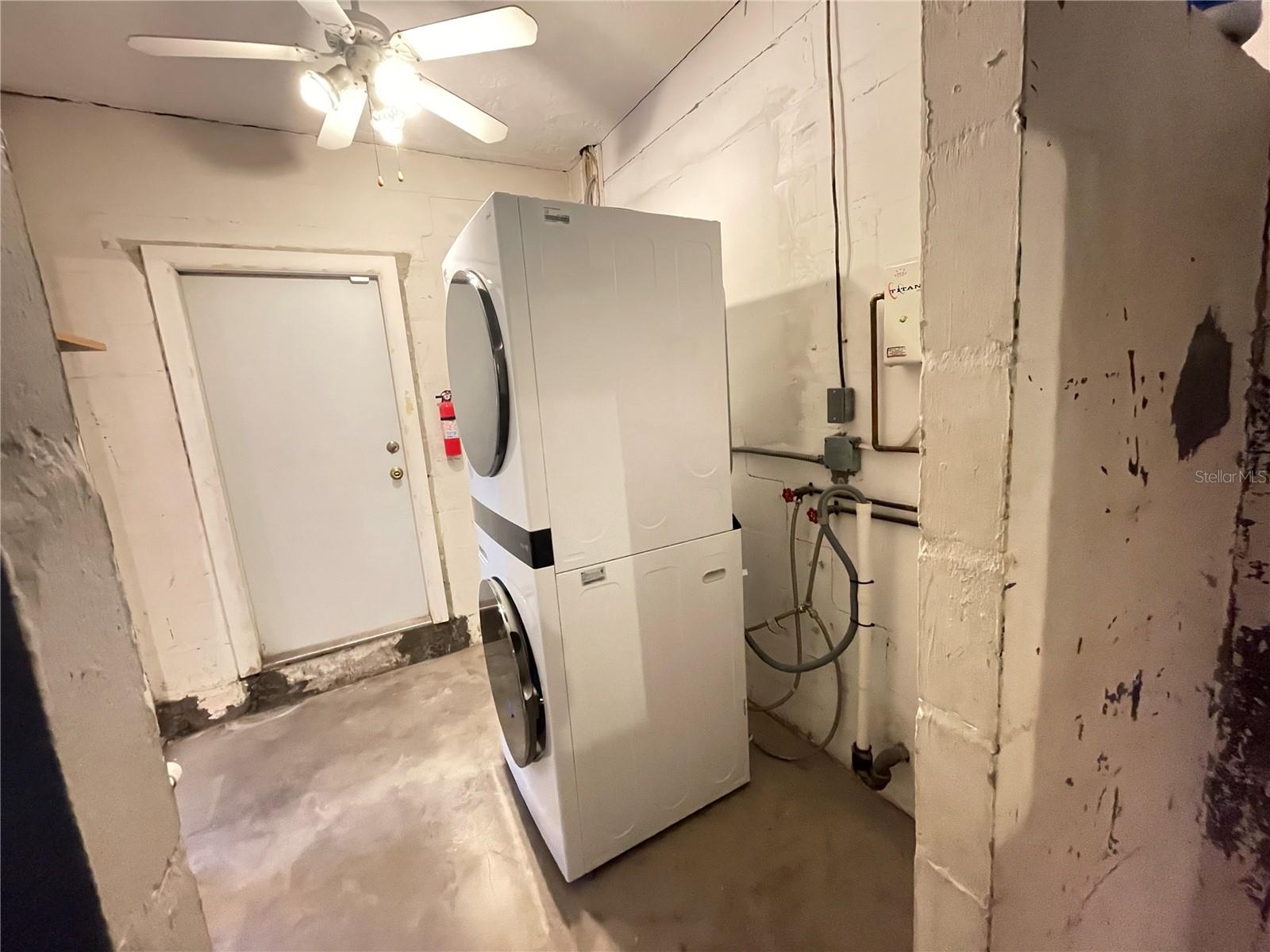 601 56TH ST N, ST PETERSBURG, FL, 33710