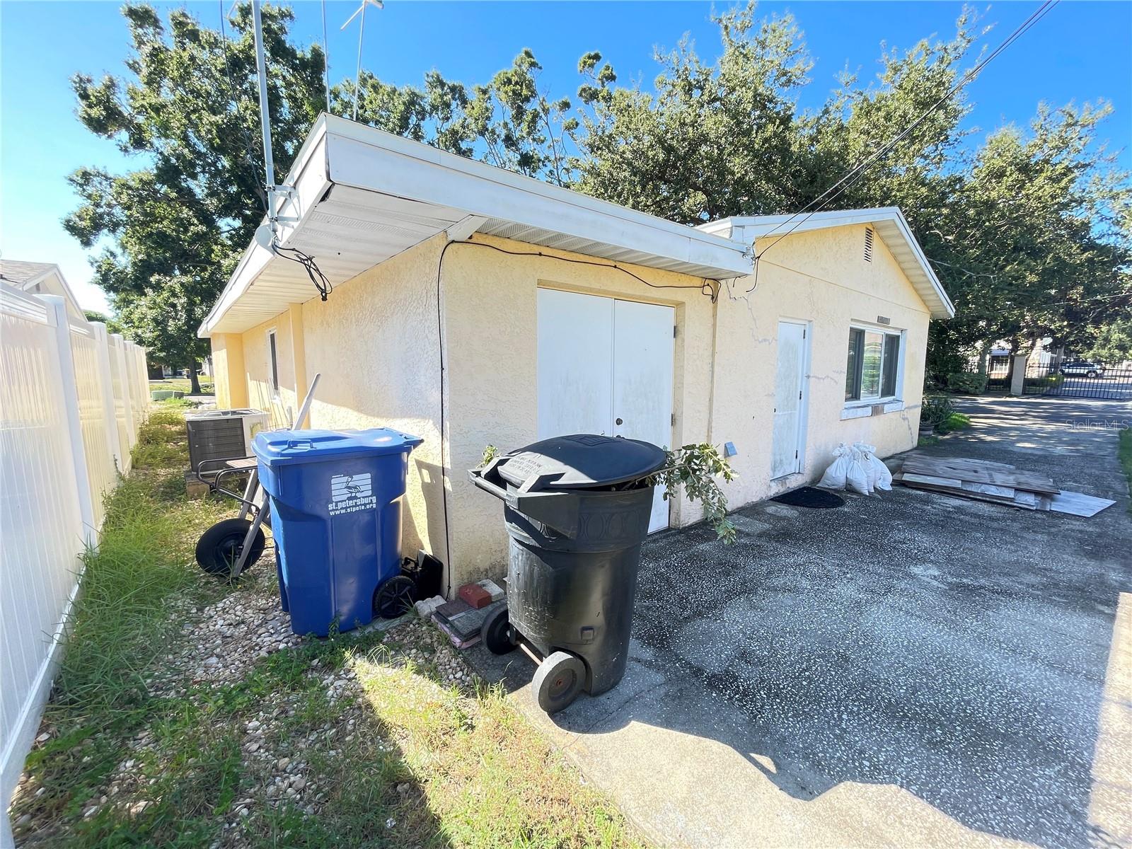 601 56TH ST N, ST PETERSBURG, FL, 33710