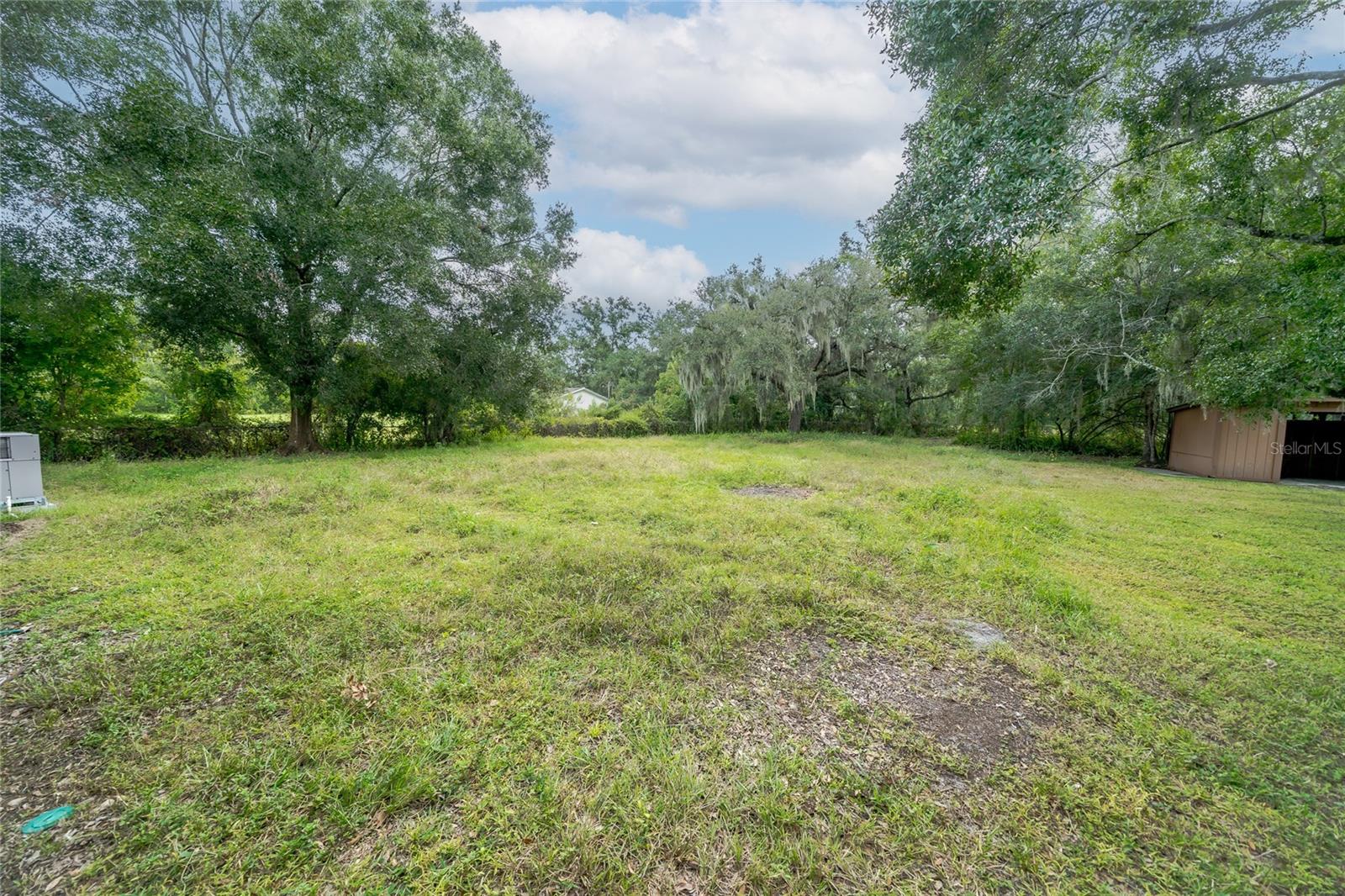 10011 E SLIGH AVE, TAMPA, FL, 33610