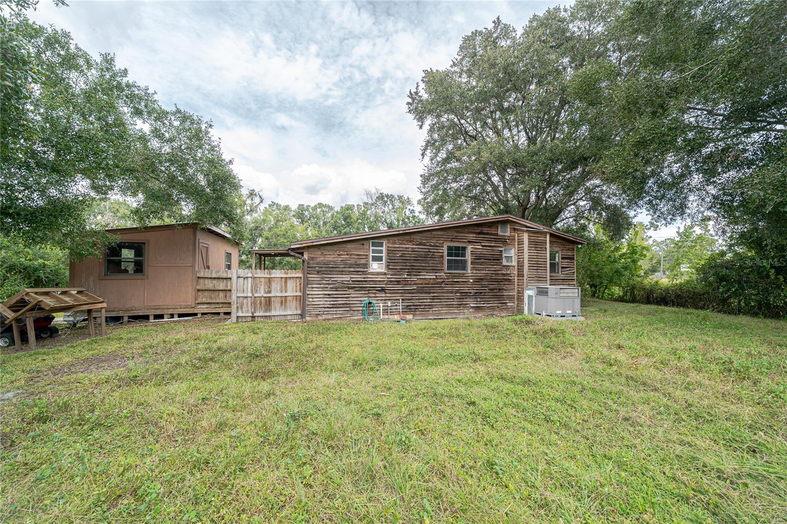 10011 E SLIGH AVE, TAMPA, FL, 33610