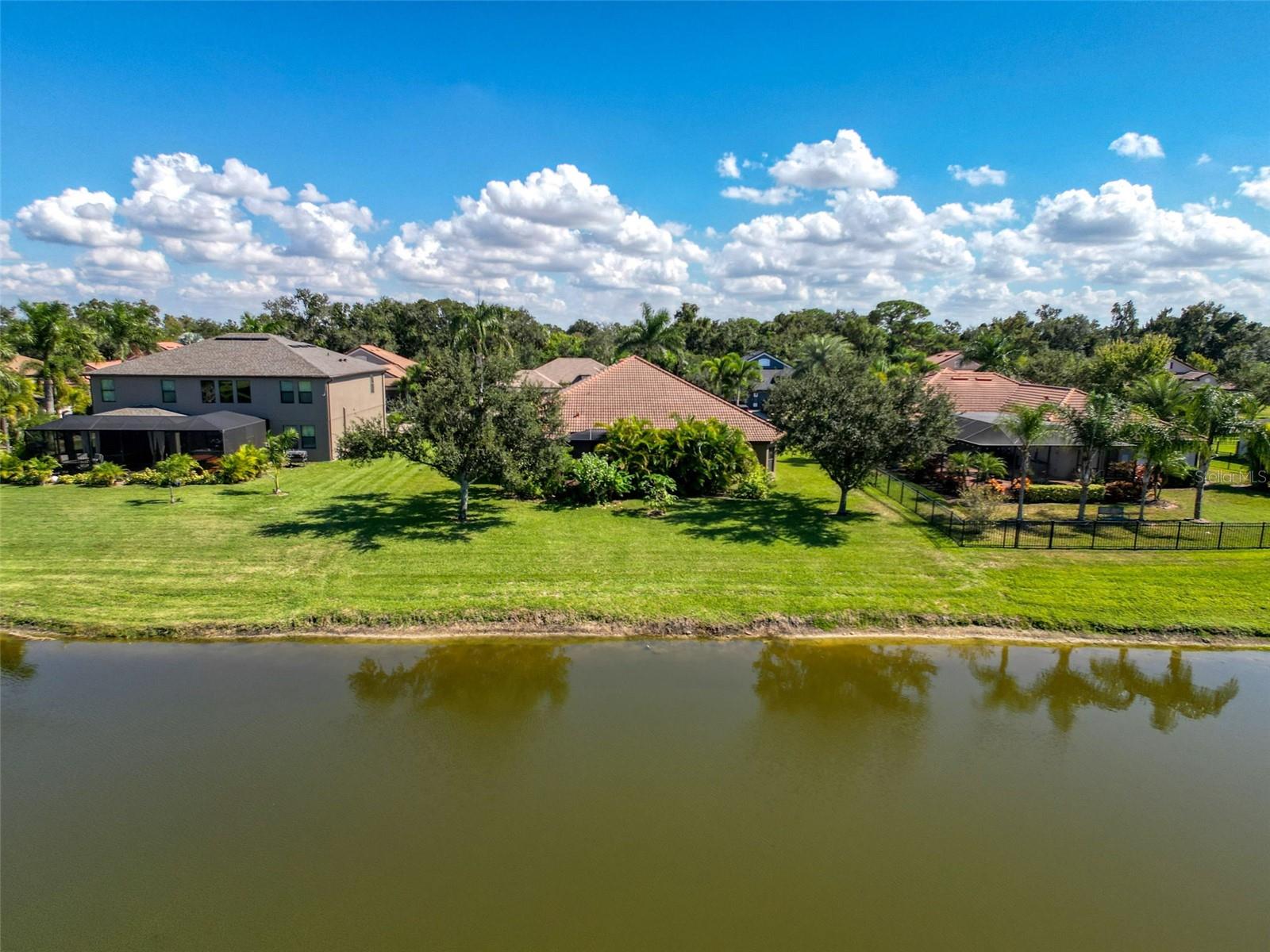 335 COCKLE SHELL LOOP, APOLLO BEACH, FL, 33572