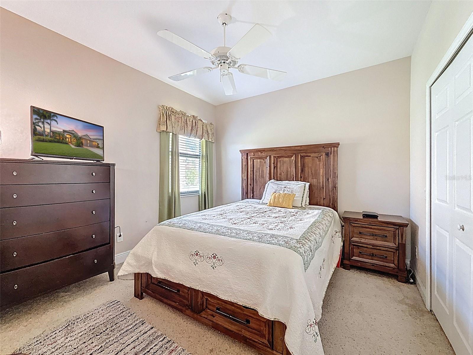 335 COCKLE SHELL LOOP, APOLLO BEACH, FL, 33572