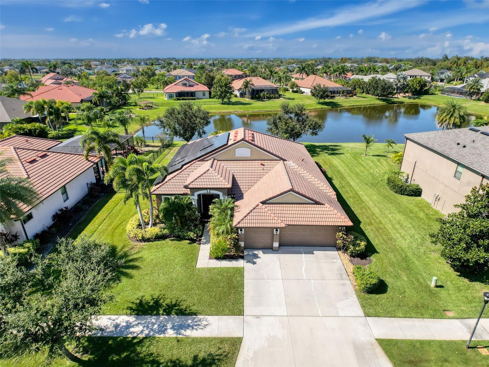 335 COCKLE SHELL LOOP, APOLLO BEACH, FL, 33572