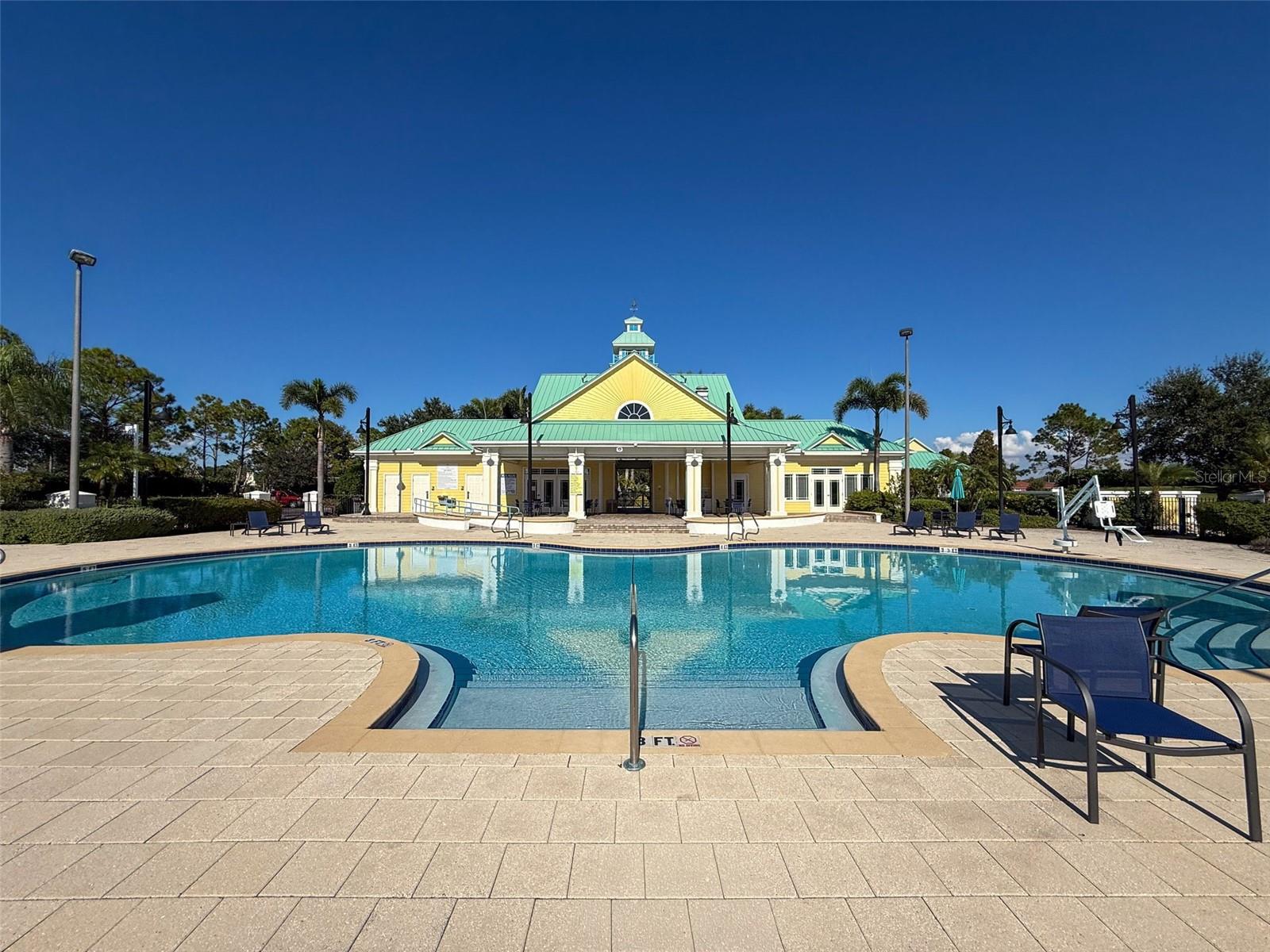 335 COCKLE SHELL LOOP, APOLLO BEACH, FL, 33572