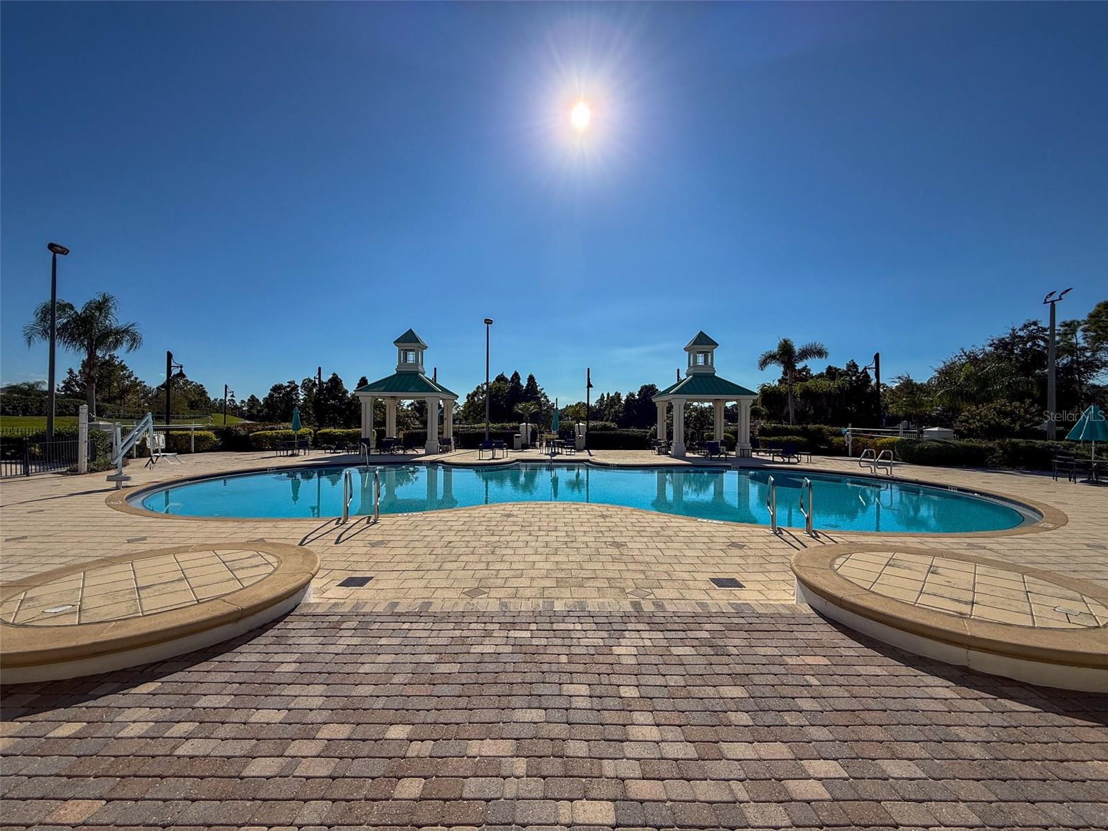 335 COCKLE SHELL LOOP, APOLLO BEACH, FL, 33572