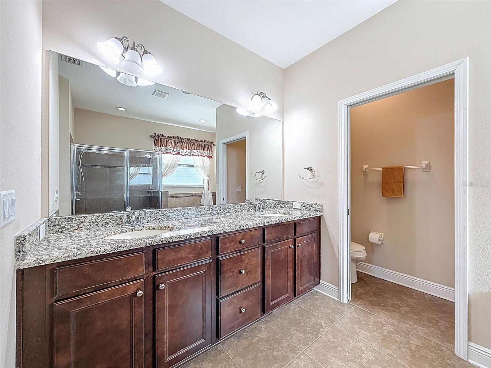 335 COCKLE SHELL LOOP, APOLLO BEACH, FL, 33572