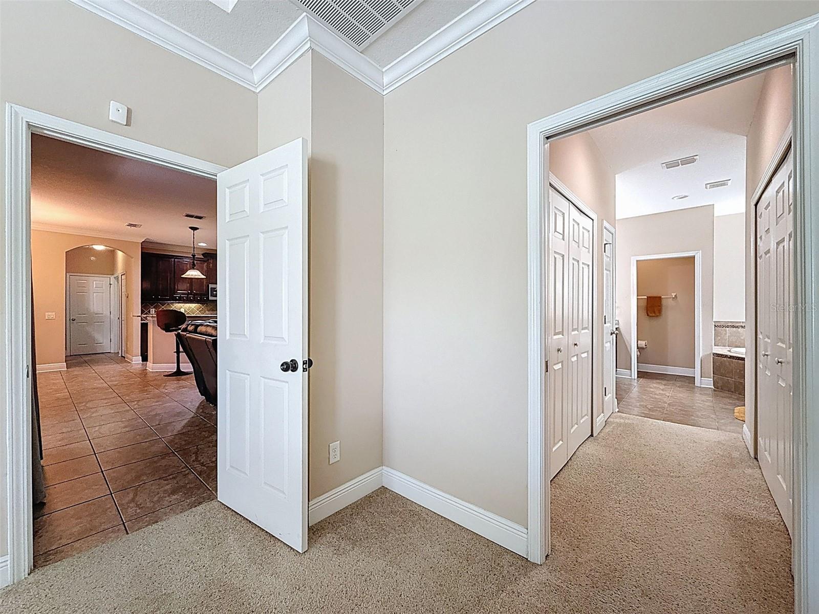 335 COCKLE SHELL LOOP, APOLLO BEACH, FL, 33572