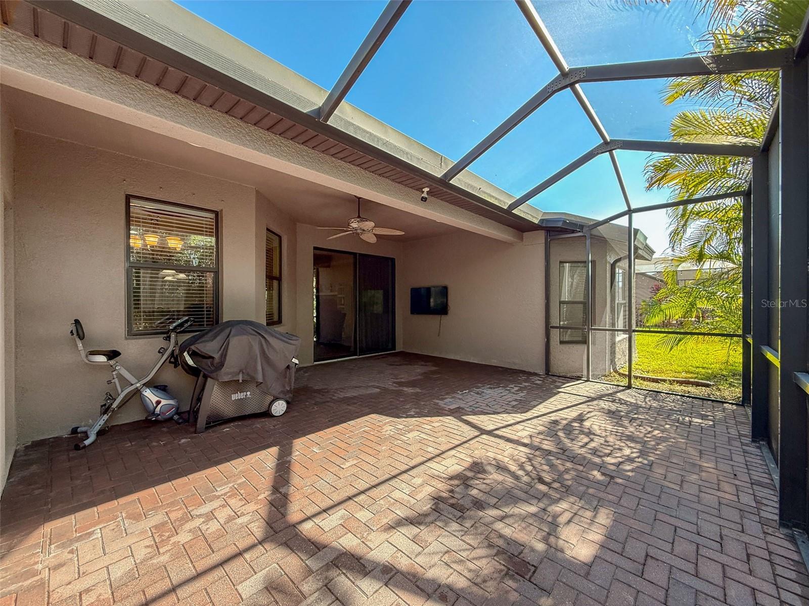 335 COCKLE SHELL LOOP, APOLLO BEACH, FL, 33572