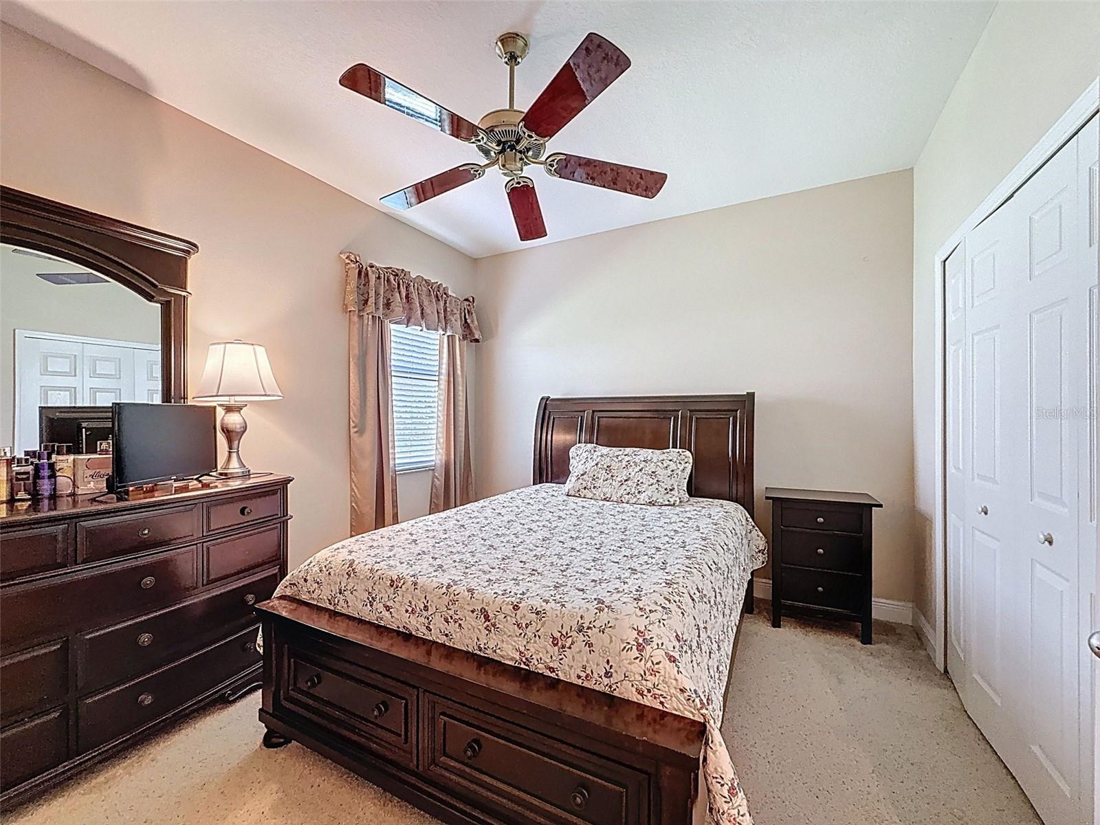 335 COCKLE SHELL LOOP, APOLLO BEACH, FL, 33572