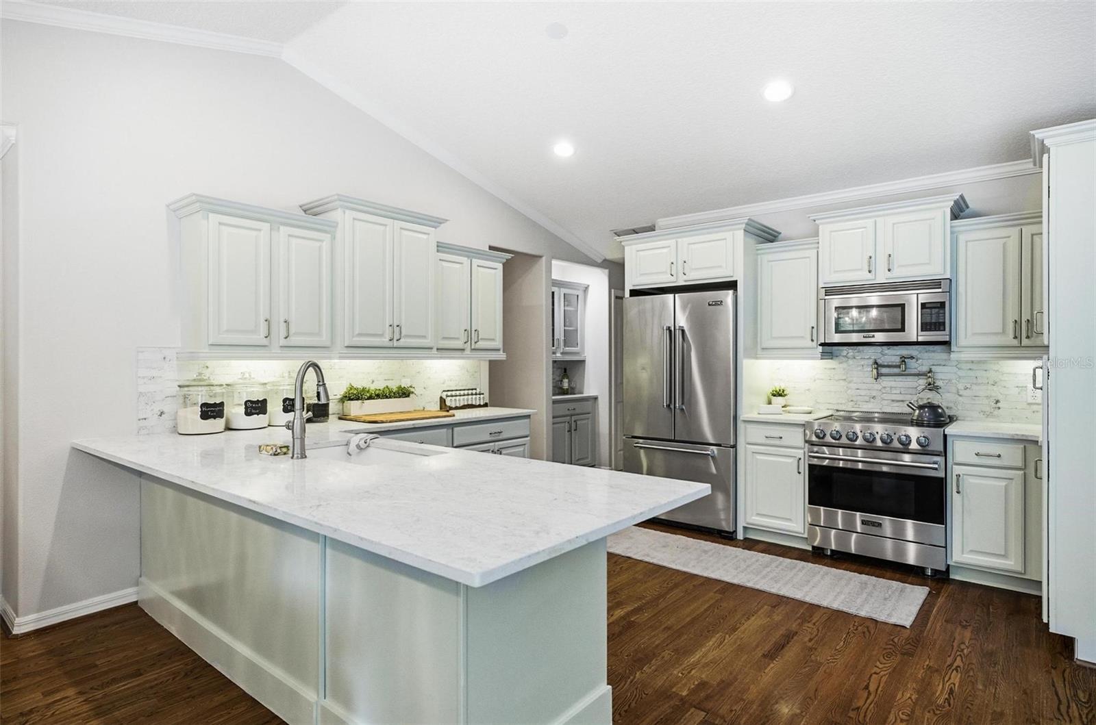 10 PAMELA PARKWAY, PALM COAST, FL, 32137