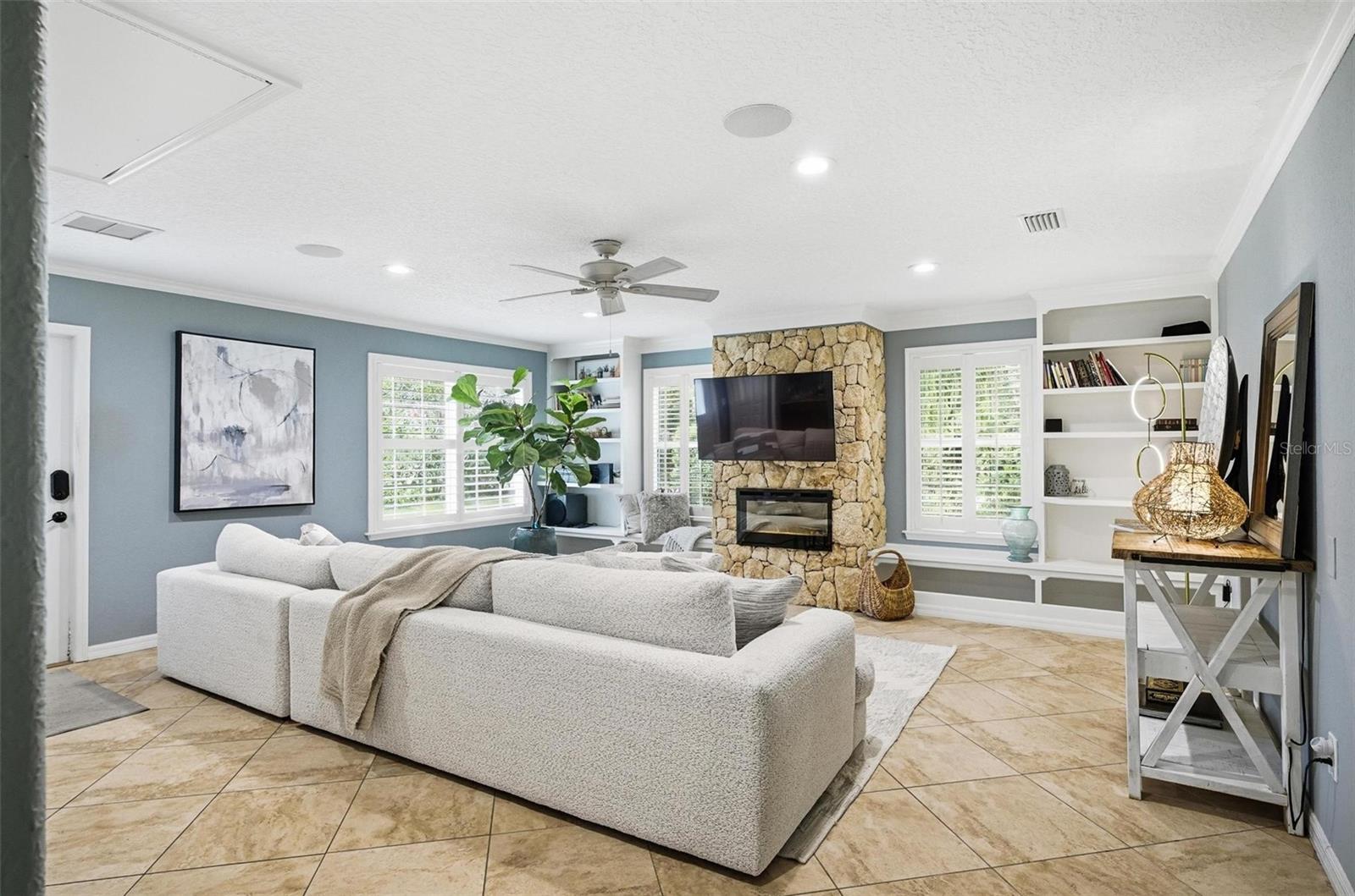 10 PAMELA PARKWAY, PALM COAST, FL, 32137