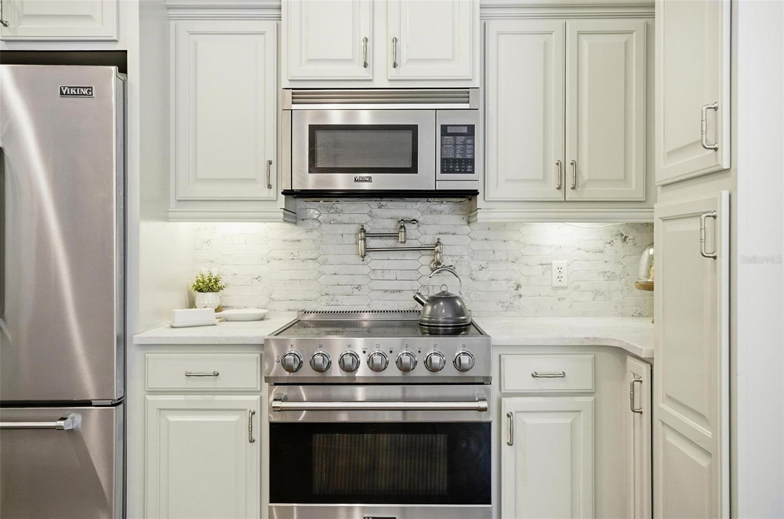 10 PAMELA PARKWAY, PALM COAST, FL, 32137