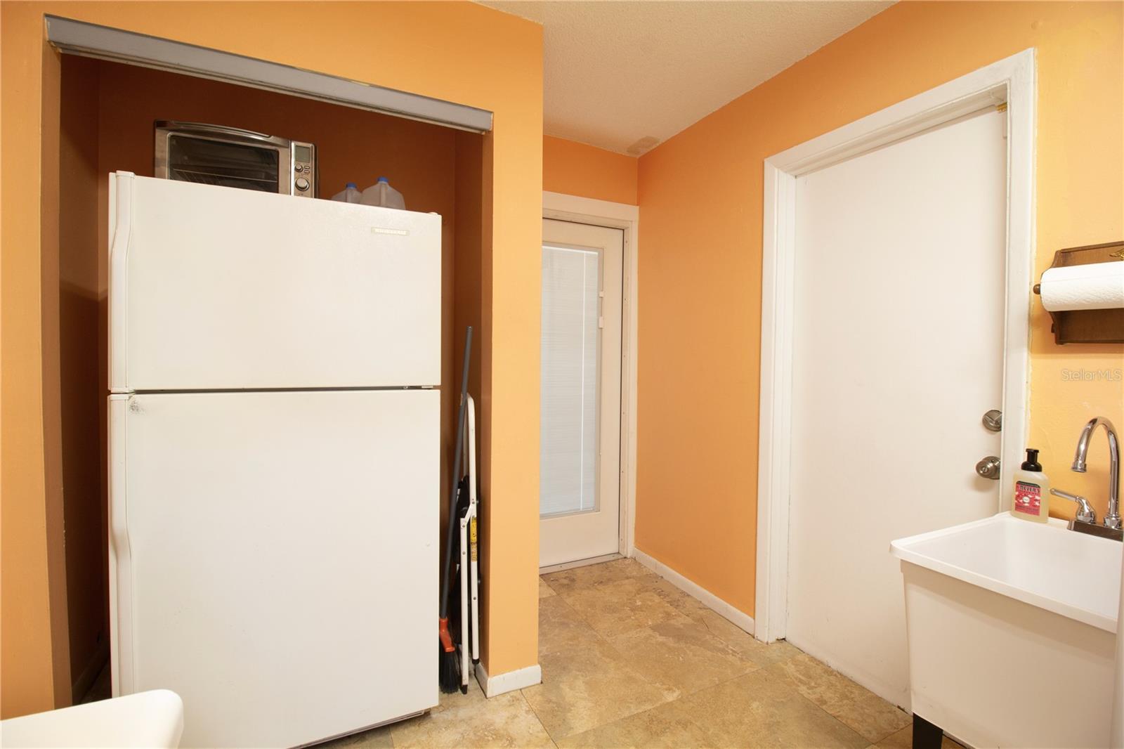 547 OLEANDER WAY S, ST PETERSBURG, FL, 33707