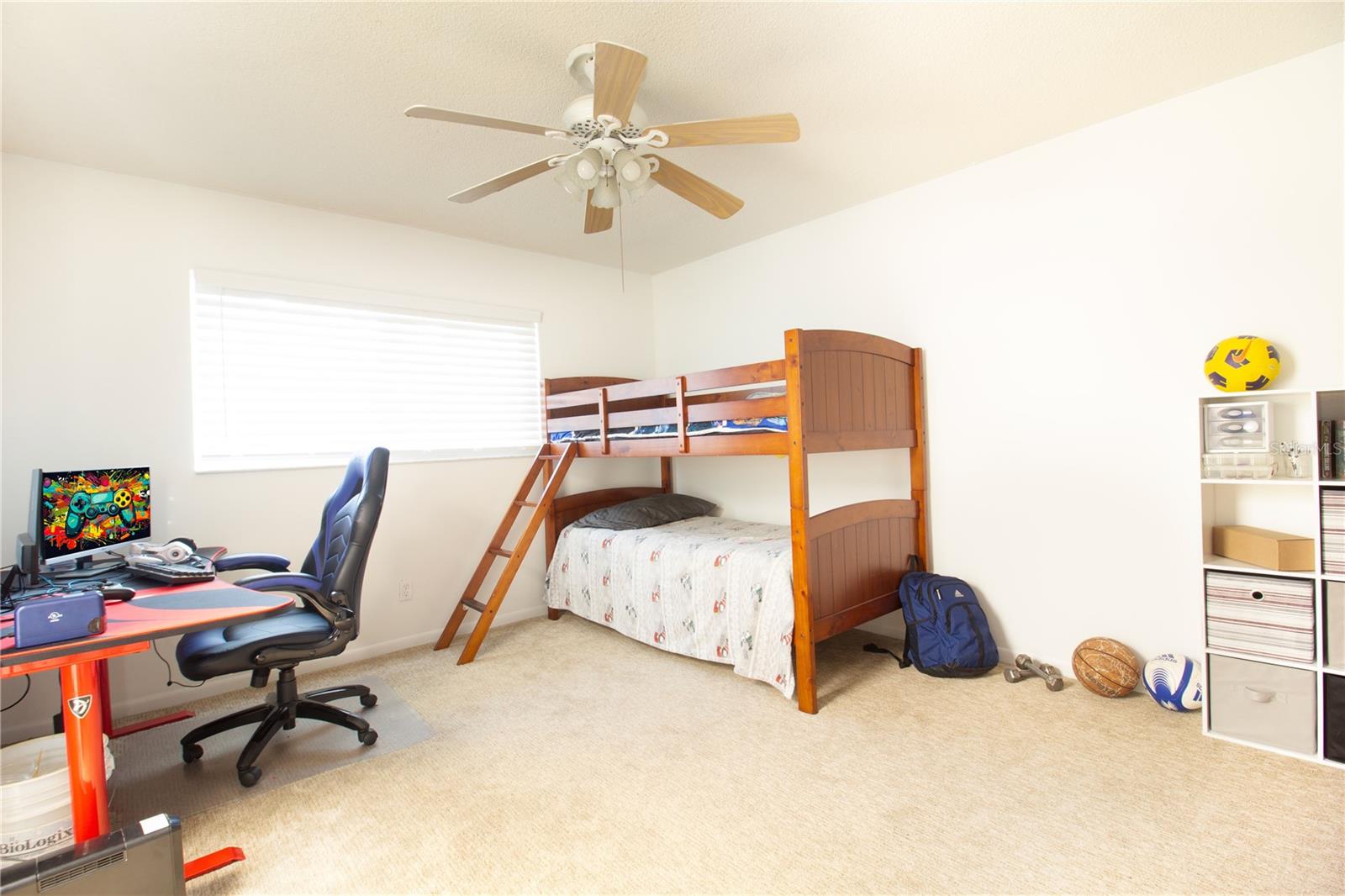 547 OLEANDER WAY S, ST PETERSBURG, FL, 33707