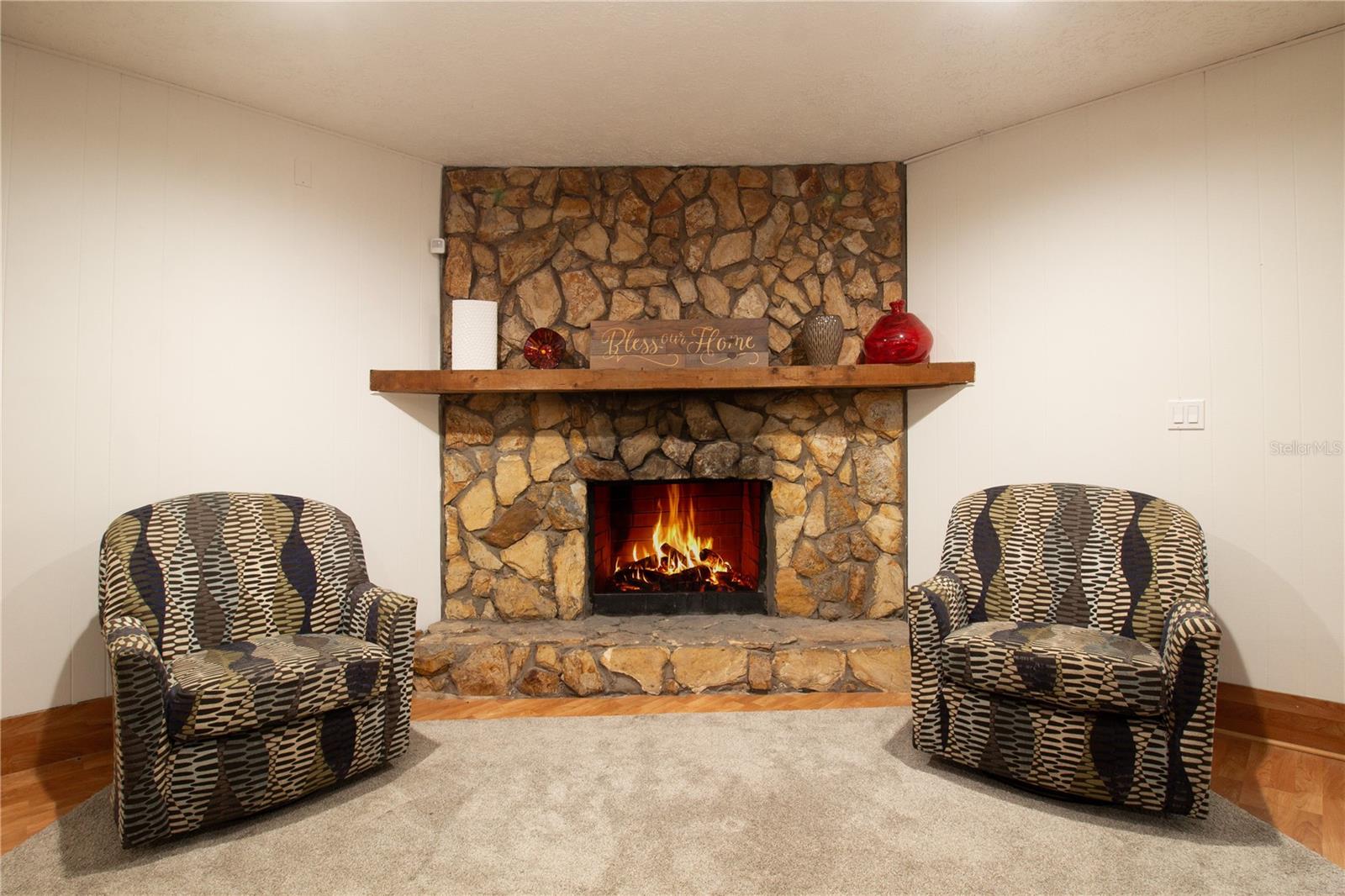 547 OLEANDER WAY S, ST PETERSBURG, FL, 33707