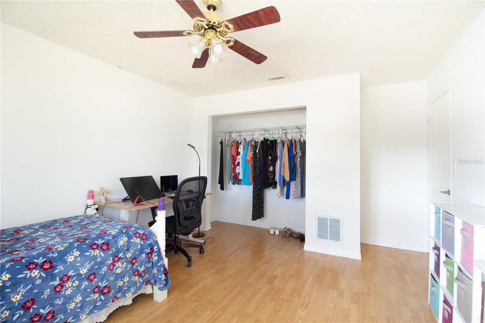 547 OLEANDER WAY S, ST PETERSBURG, FL, 33707