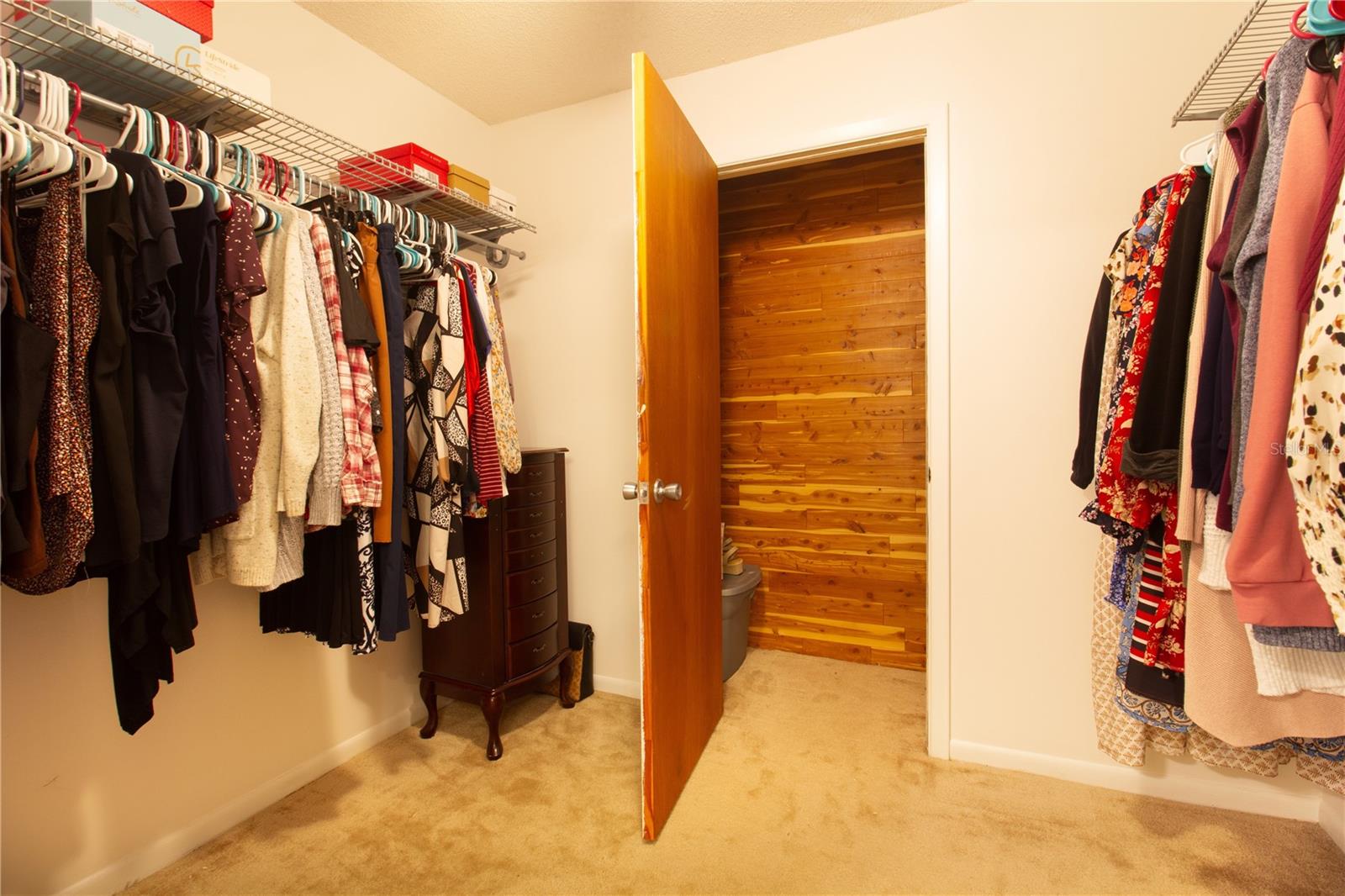 547 OLEANDER WAY S, ST PETERSBURG, FL, 33707