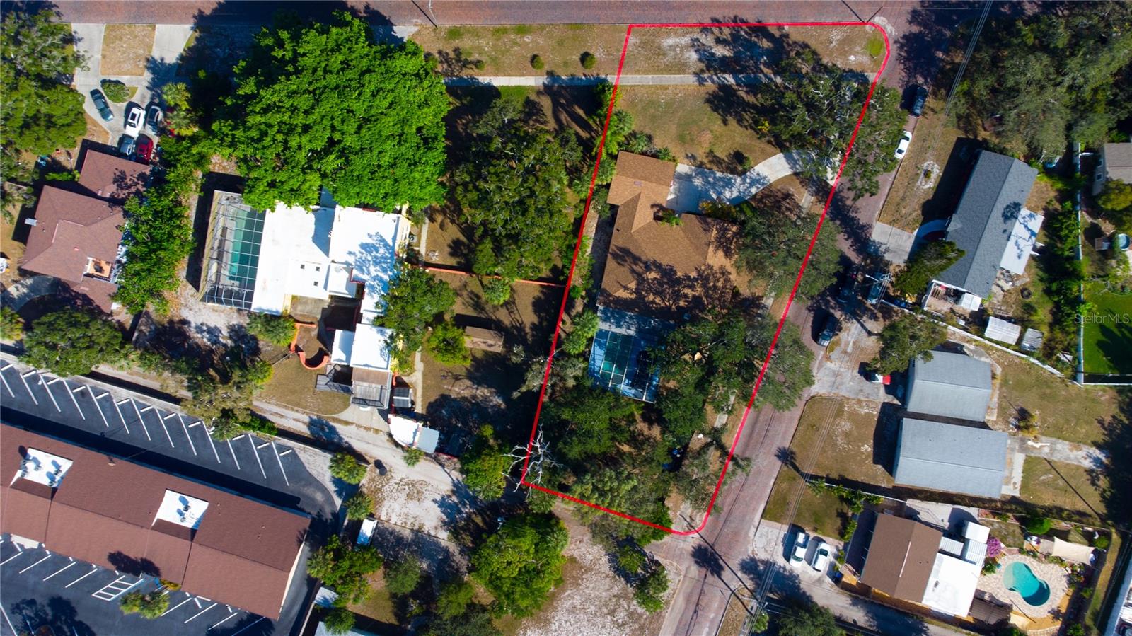 547 OLEANDER WAY S, ST PETERSBURG, FL, 33707