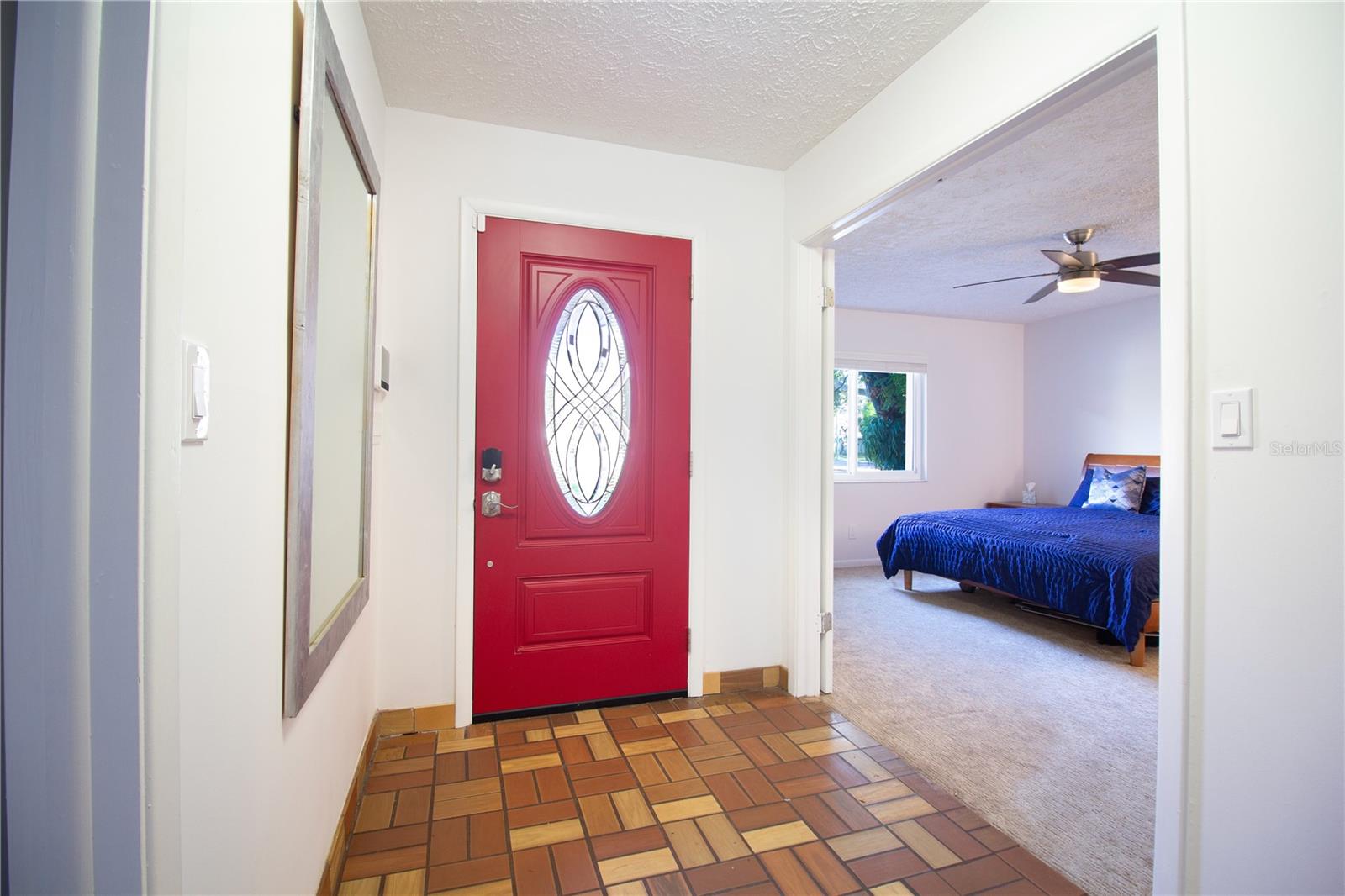 547 OLEANDER WAY S, ST PETERSBURG, FL, 33707