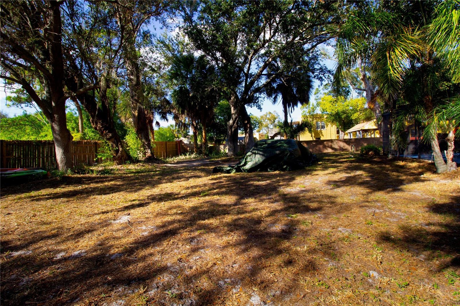 547 OLEANDER WAY S, ST PETERSBURG, FL, 33707