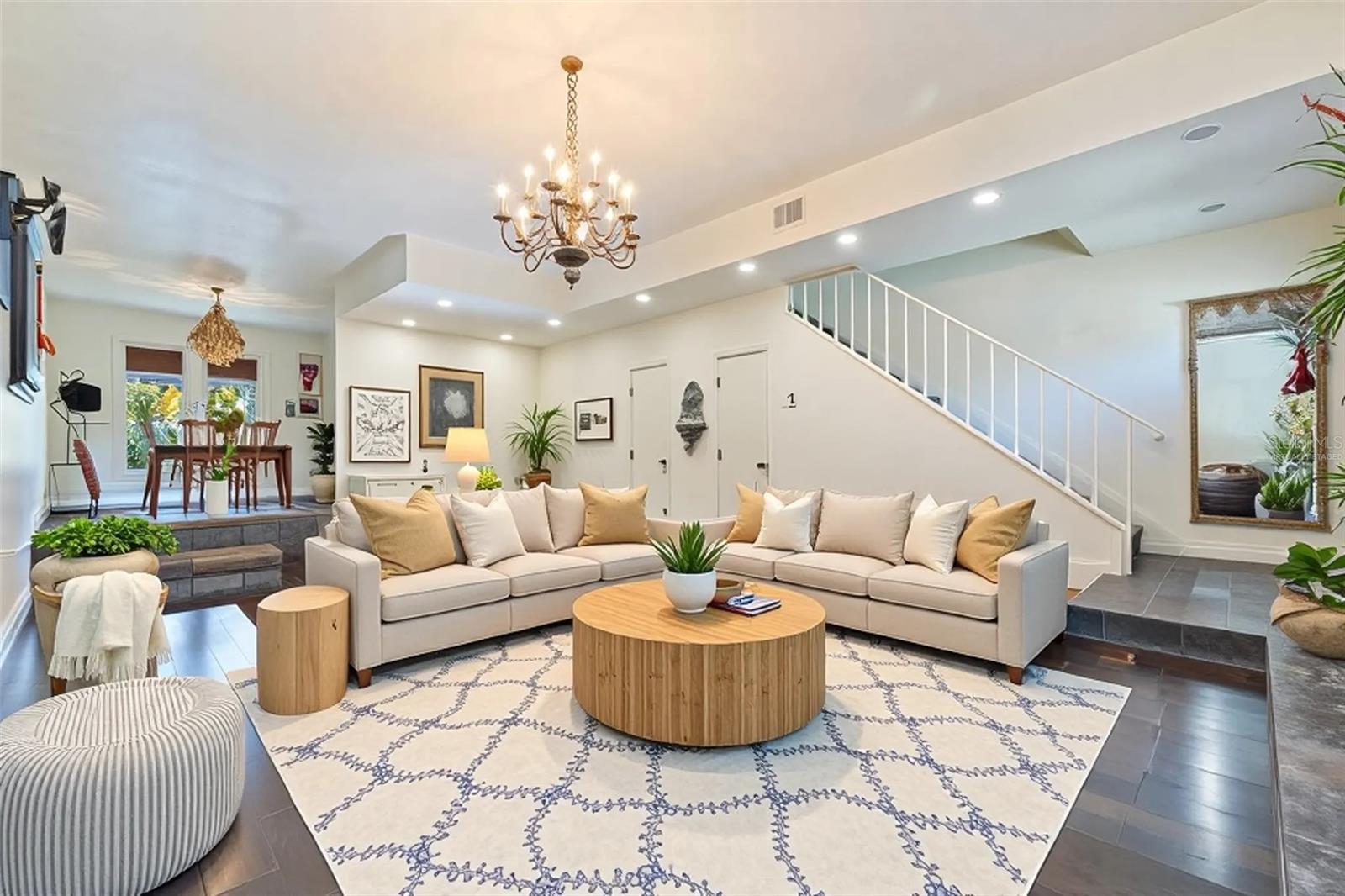 164 E DAVIS BLVD, TAMPA, FL, 33606