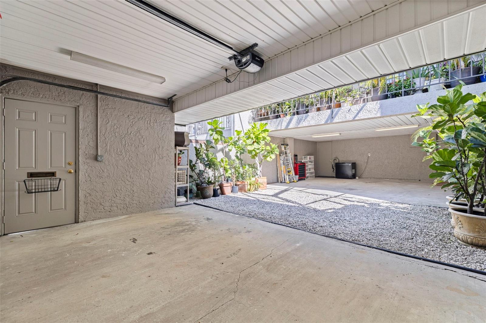 164 E DAVIS BLVD, TAMPA, FL, 33606