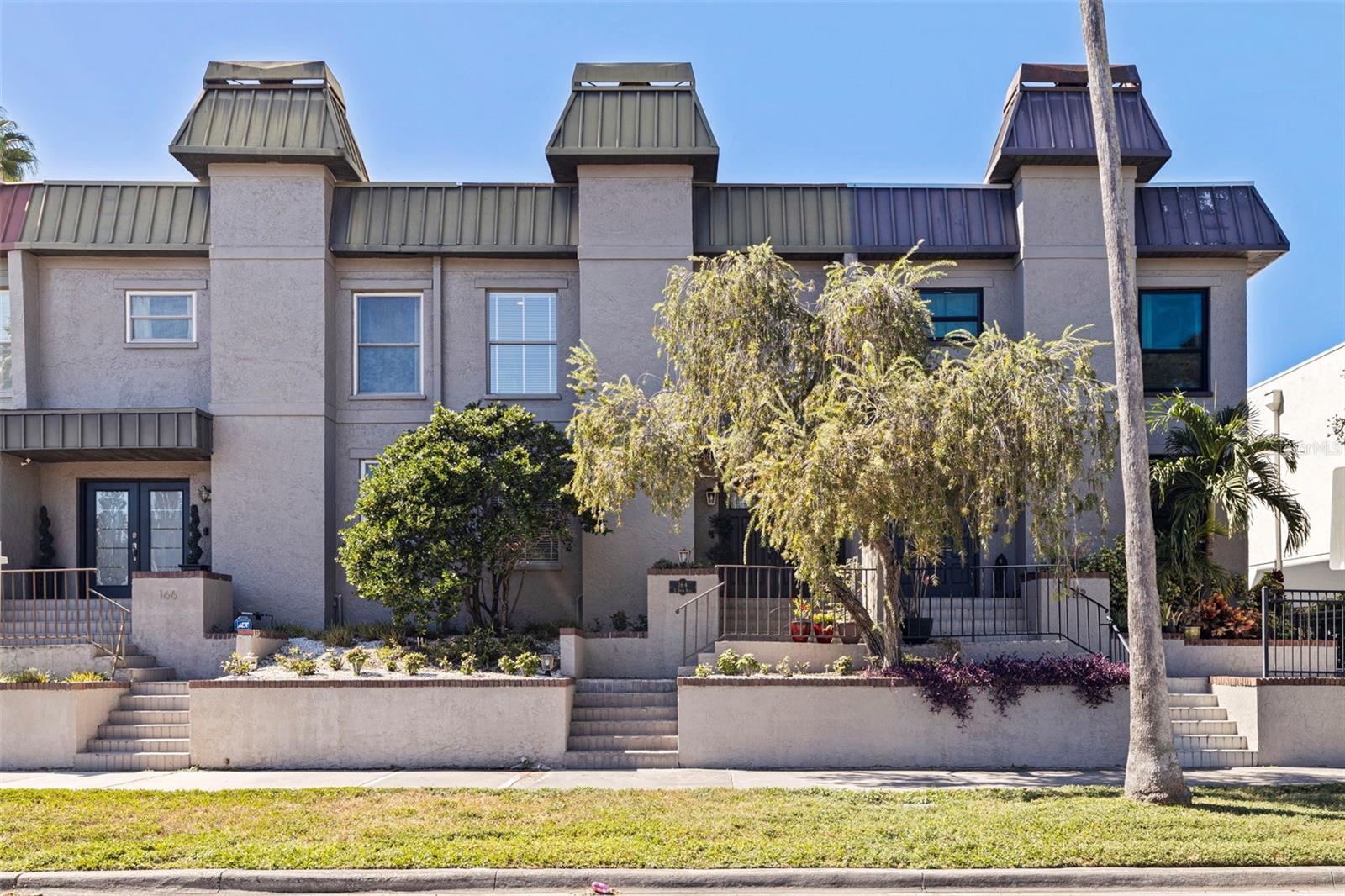 164 E DAVIS BLVD, TAMPA, FL, 33606