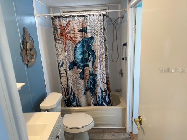 107 E SAINT JOHNS WAY, APOLLO BEACH, FL, 33572