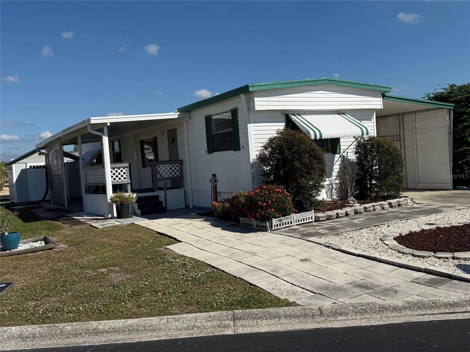 107 E SAINT JOHNS WAY, APOLLO BEACH, FL, 33572