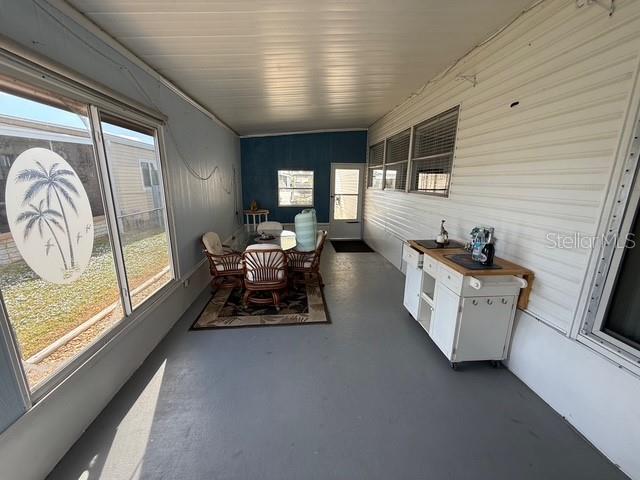 107 E SAINT JOHNS WAY, APOLLO BEACH, FL, 33572