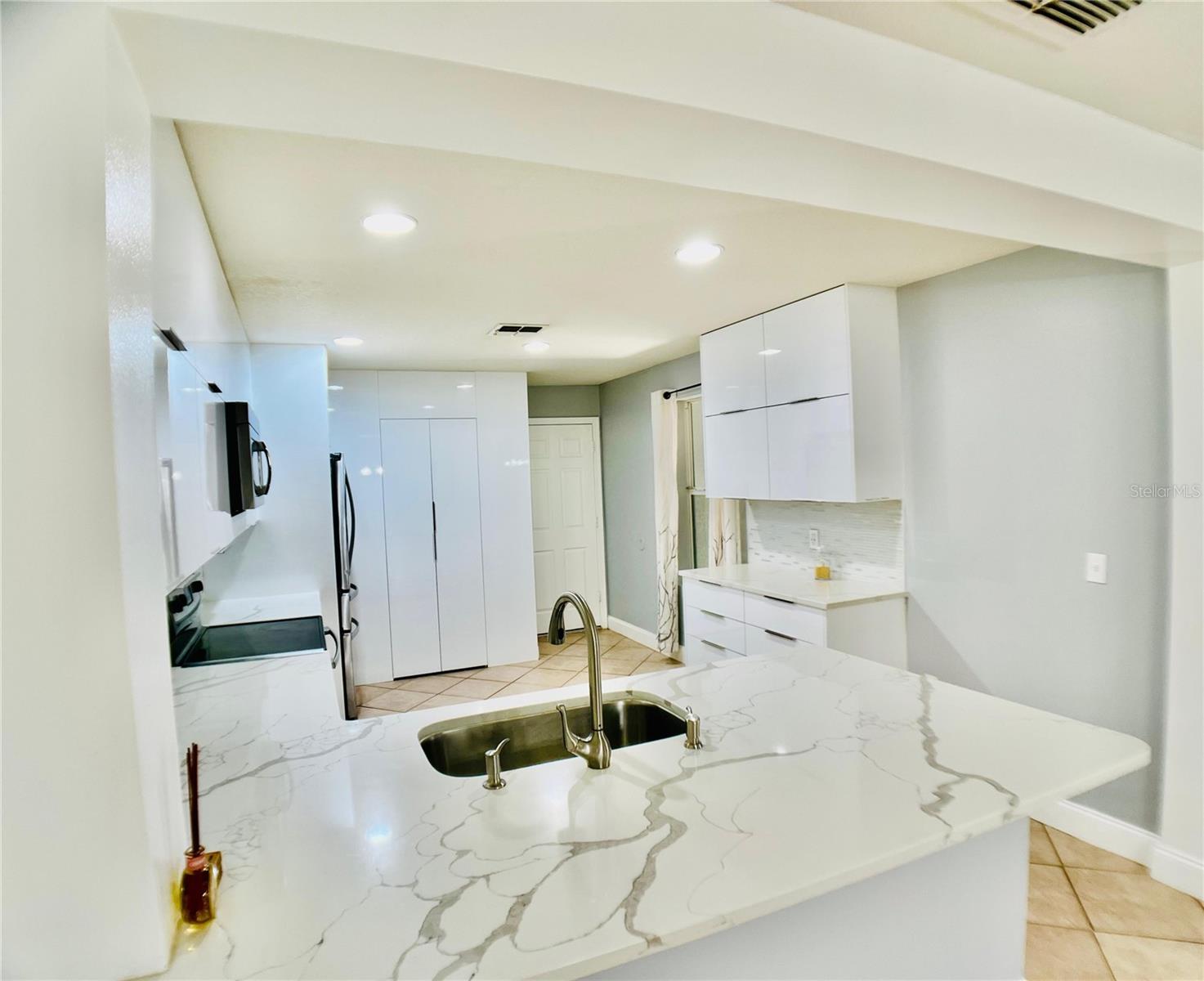 1053 CHALCEDONY ST, KISSIMMEE, FL, 34744