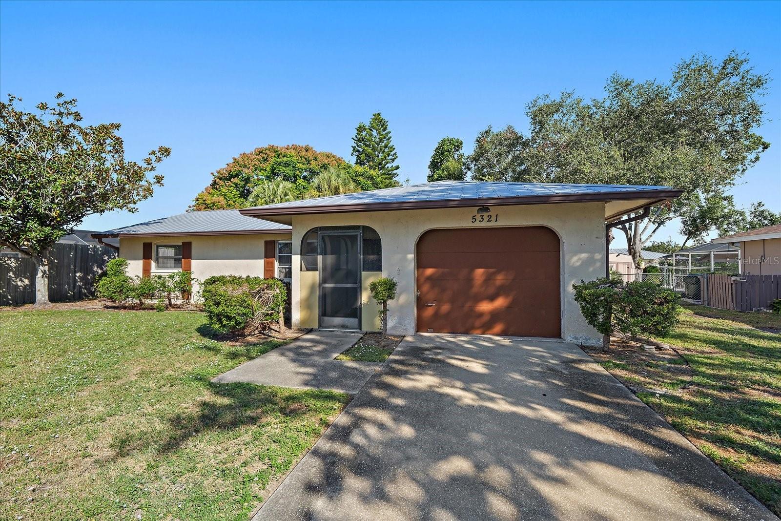 5321 FOXWOOD DR, SARASOTA, FL, 34232