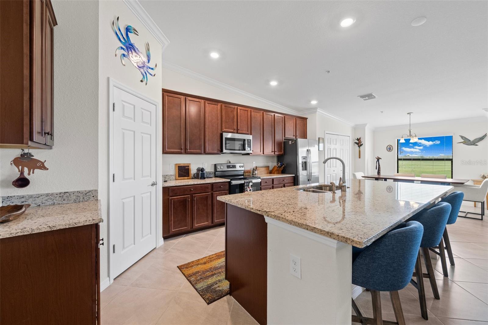 5694 PALMER CIR #204, LAKEWOOD RANCH, FL, 34211