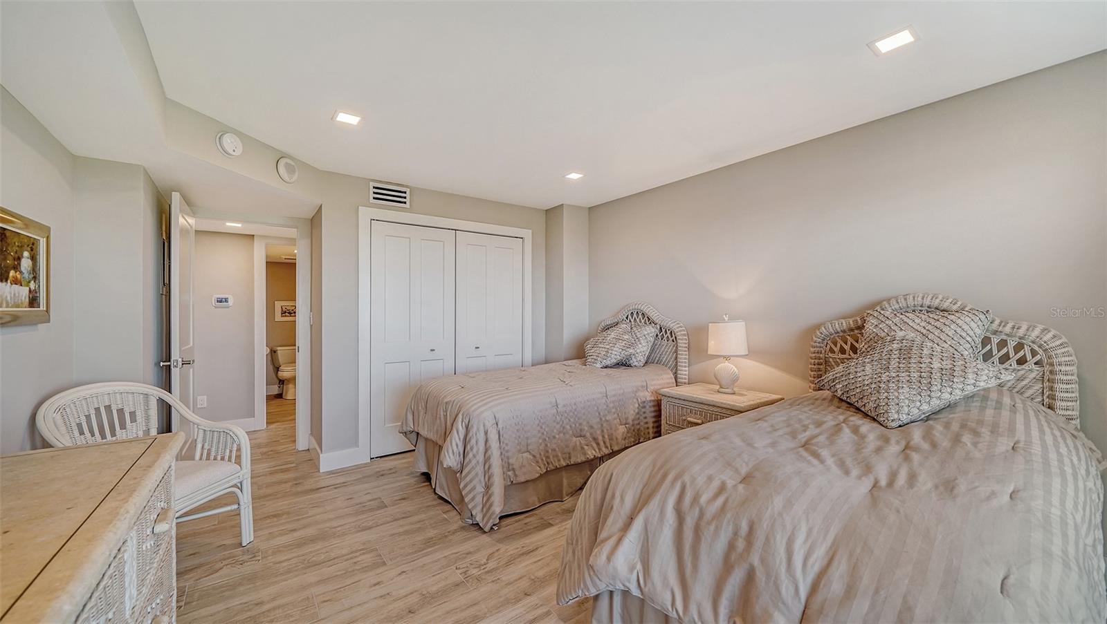 2295 GULF OF MEXICO DR #115S, LONGBOAT KEY, FL, 34228