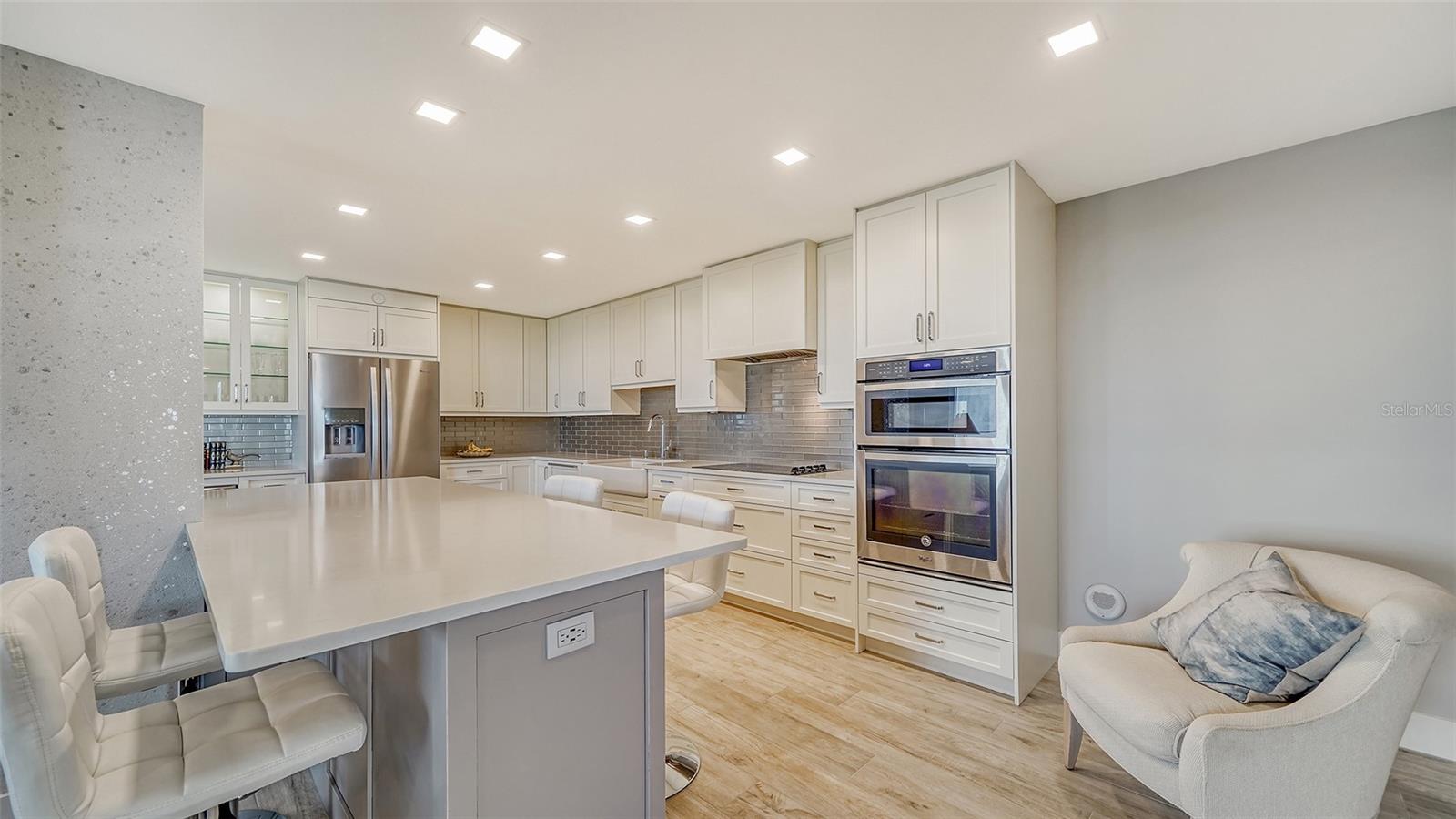 2295 GULF OF MEXICO DR #115S, LONGBOAT KEY, FL, 34228