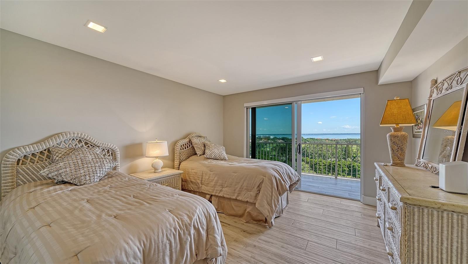 2295 GULF OF MEXICO DR #115S, LONGBOAT KEY, FL, 34228
