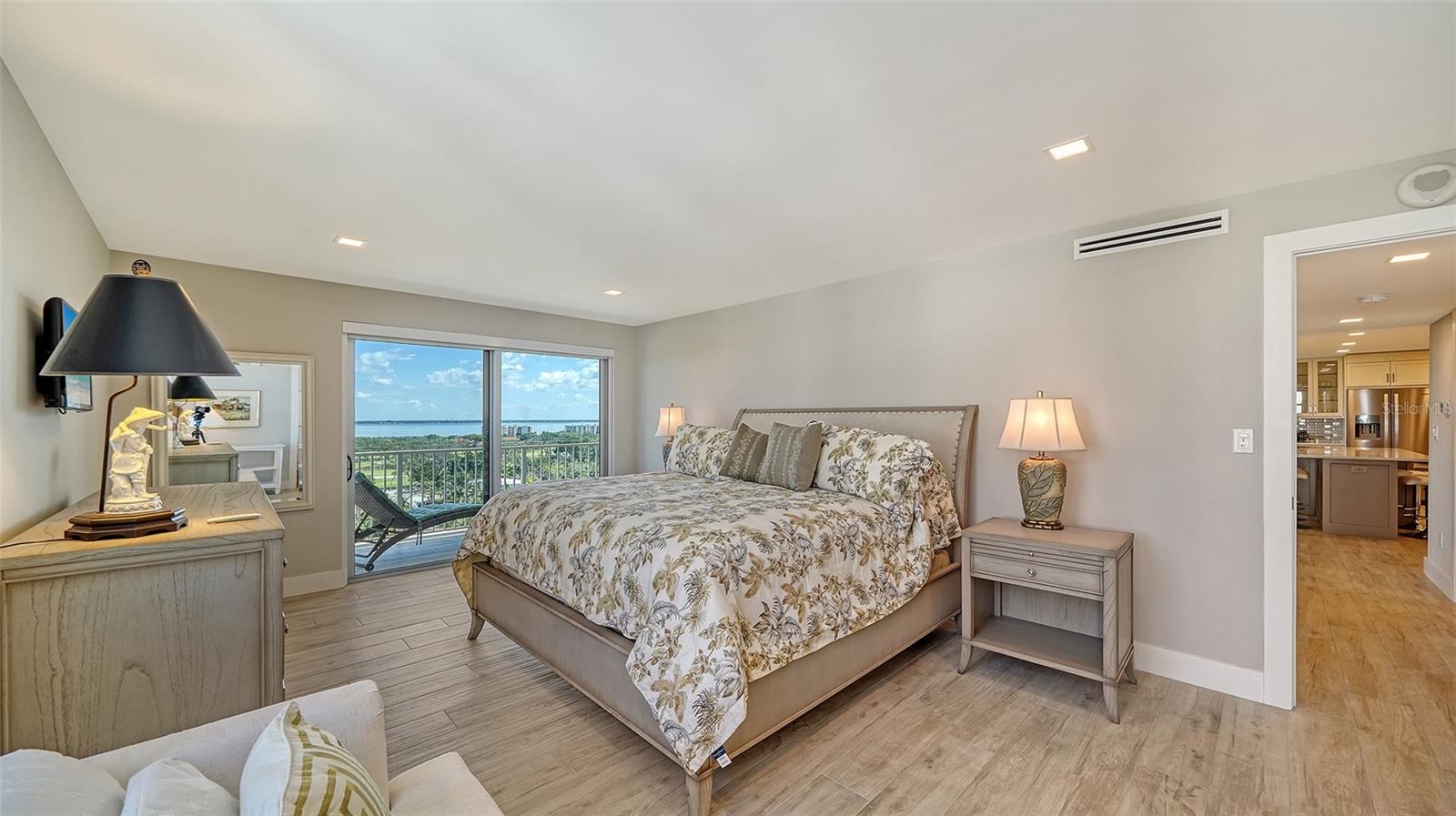 2295 GULF OF MEXICO DR #115S, LONGBOAT KEY, FL, 34228
