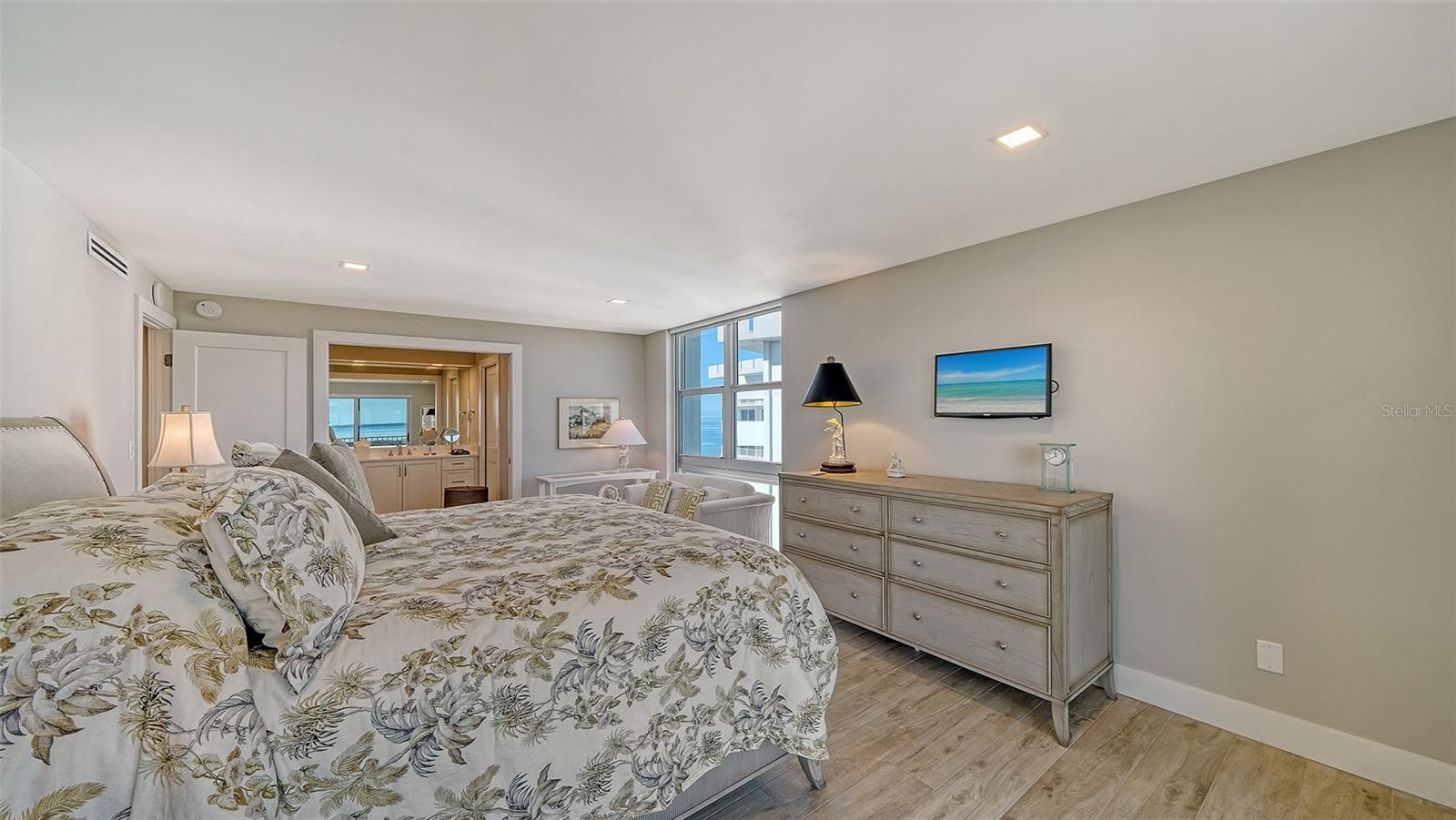 2295 GULF OF MEXICO DR #115S, LONGBOAT KEY, FL, 34228