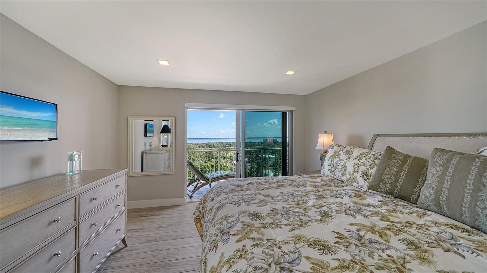 2295 GULF OF MEXICO DR #115S, LONGBOAT KEY, FL, 34228