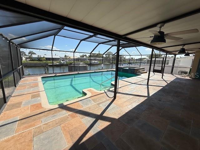 906 CHIPAWAY DR, APOLLO BEACH, FL, 33572