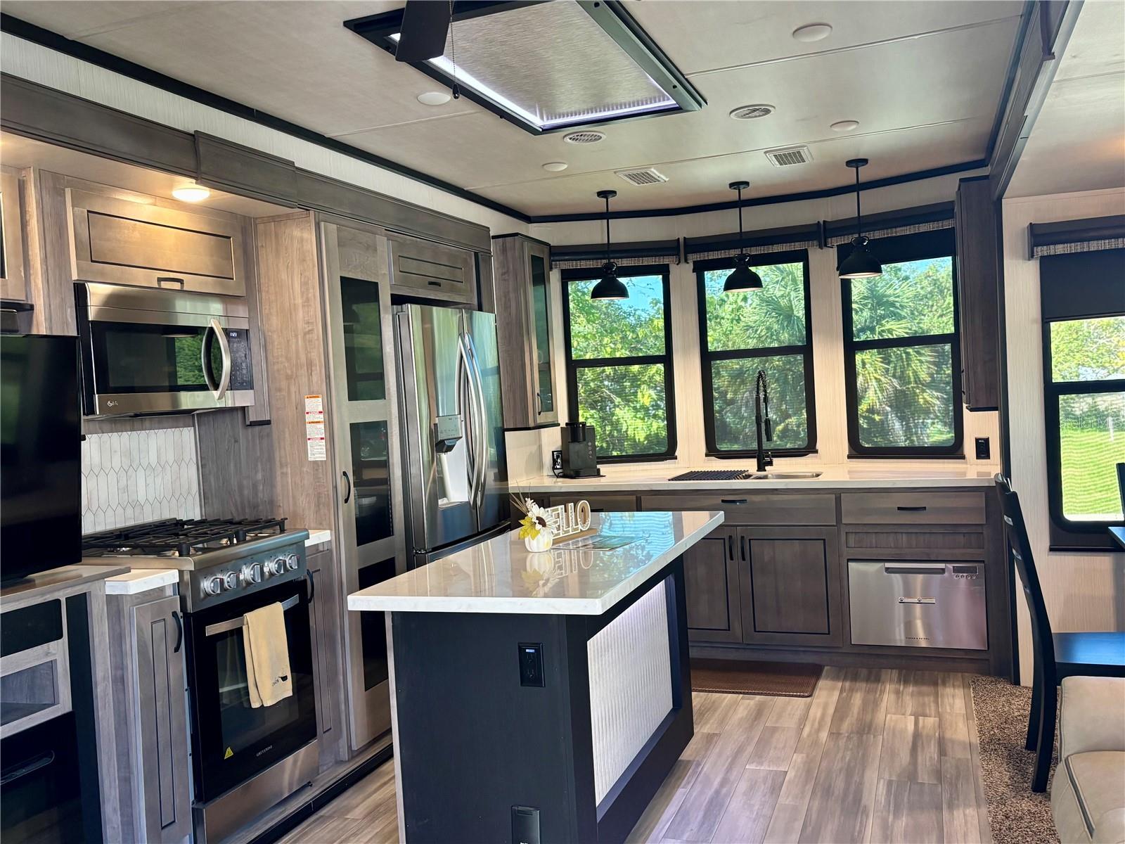 3259 NE 102ND AVENUE RD, SILVER SPRINGS, FL, 34488