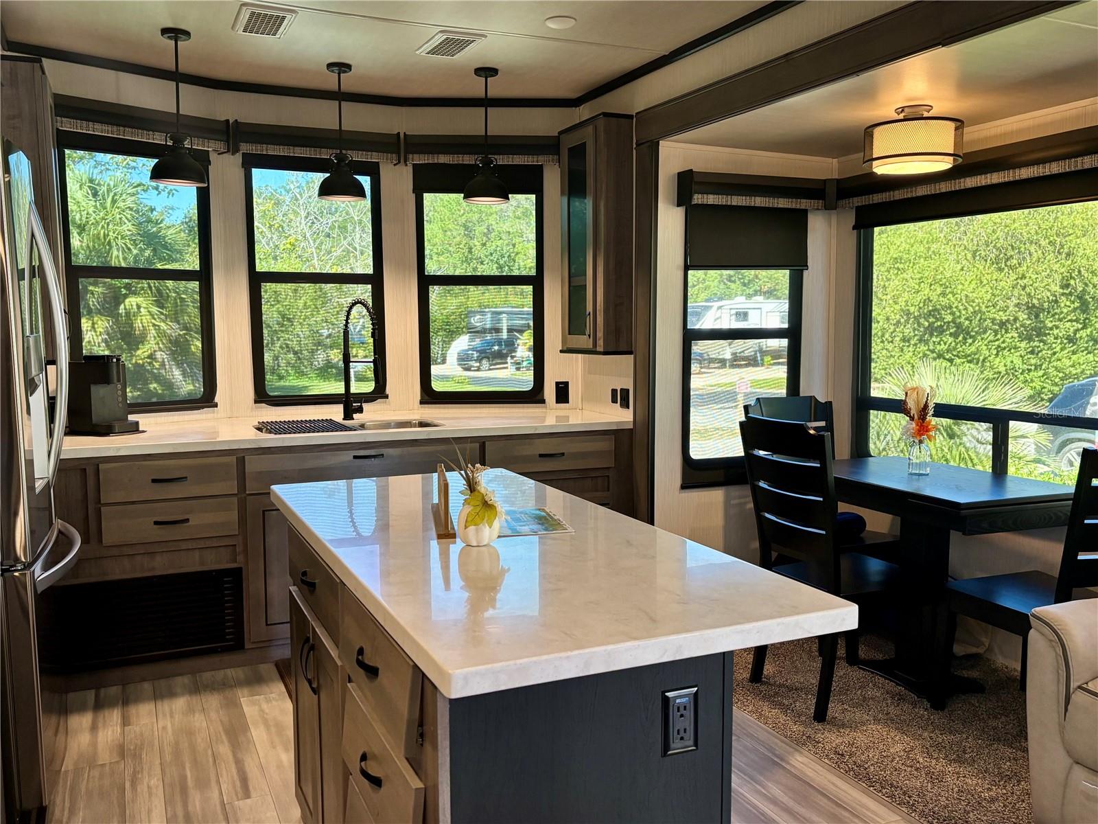 3259 NE 102ND AVENUE RD, SILVER SPRINGS, FL, 34488