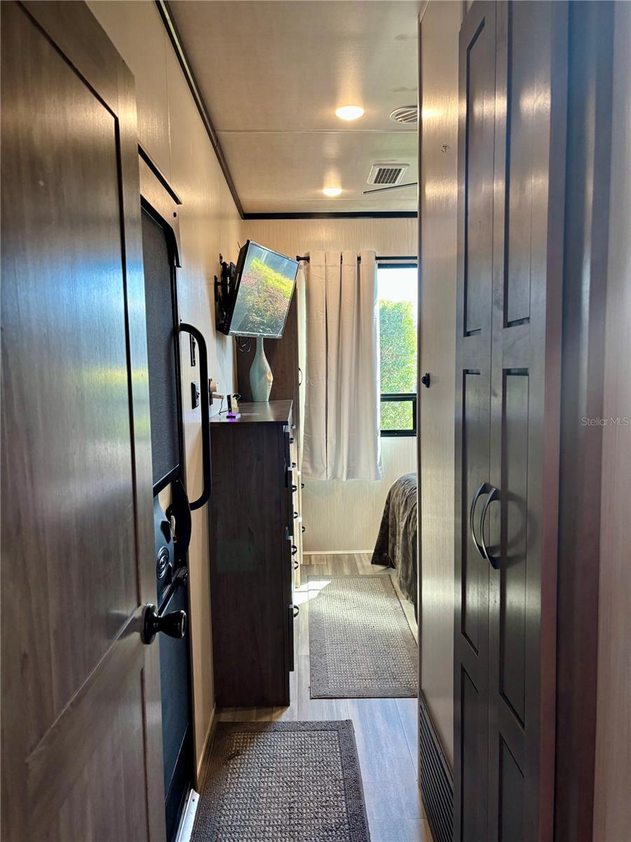 3259 NE 102ND AVENUE RD, SILVER SPRINGS, FL, 34488