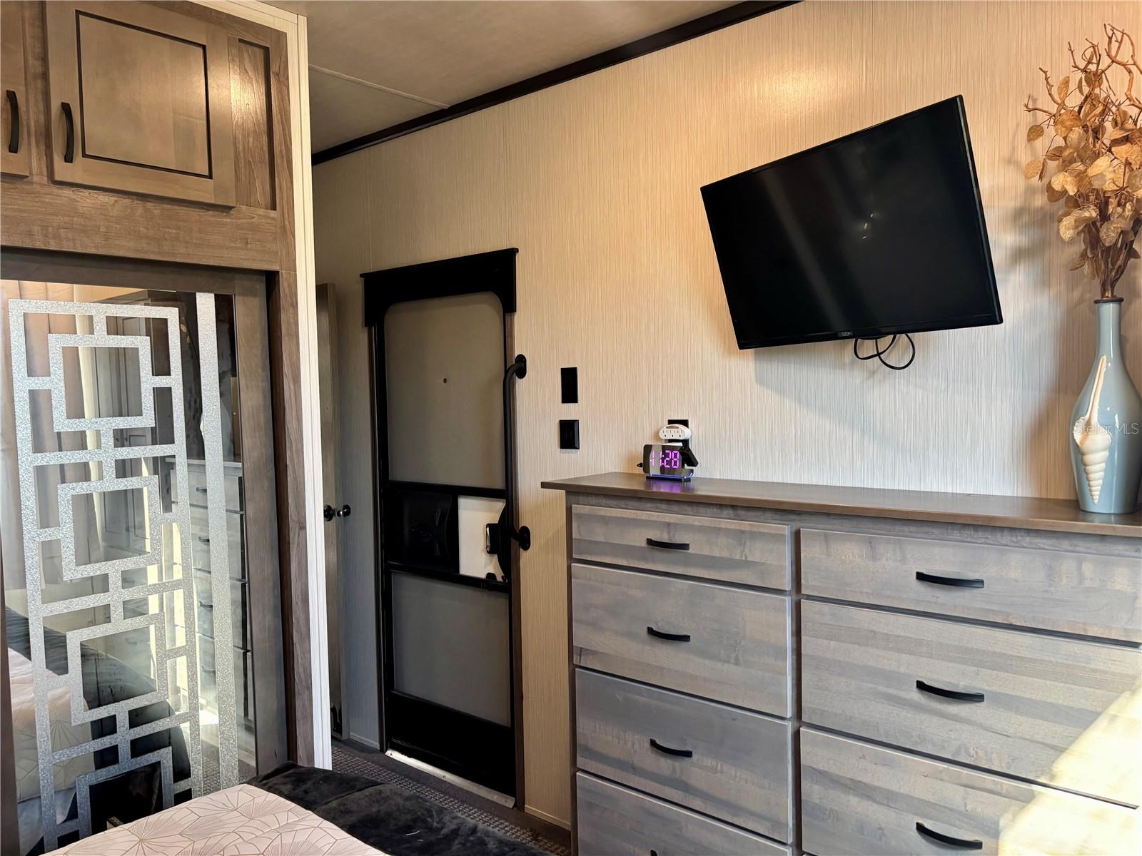 3259 NE 102ND AVENUE RD, SILVER SPRINGS, FL, 34488