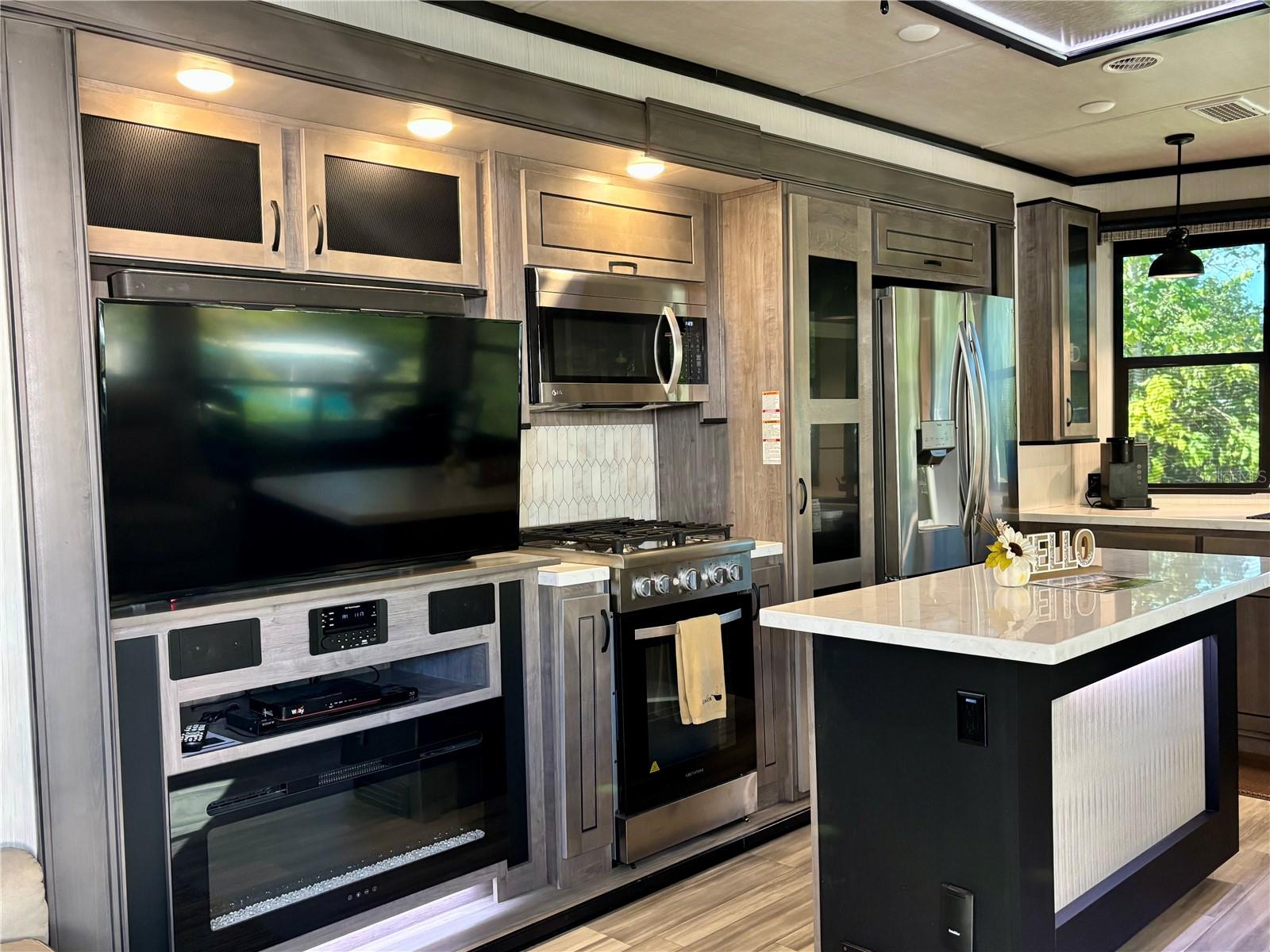 3259 NE 102ND AVENUE RD, SILVER SPRINGS, FL, 34488