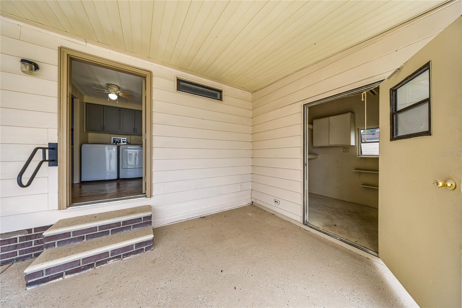 712 DEVON DR, LADY LAKE, FL, 32159